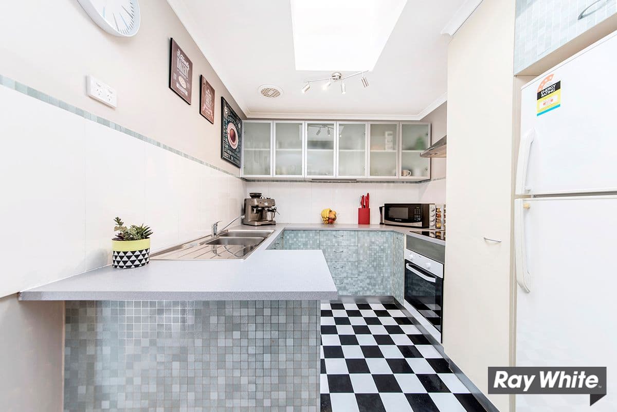 16 Montgomery Court, Norwood, Norwood - Thumbnail 6