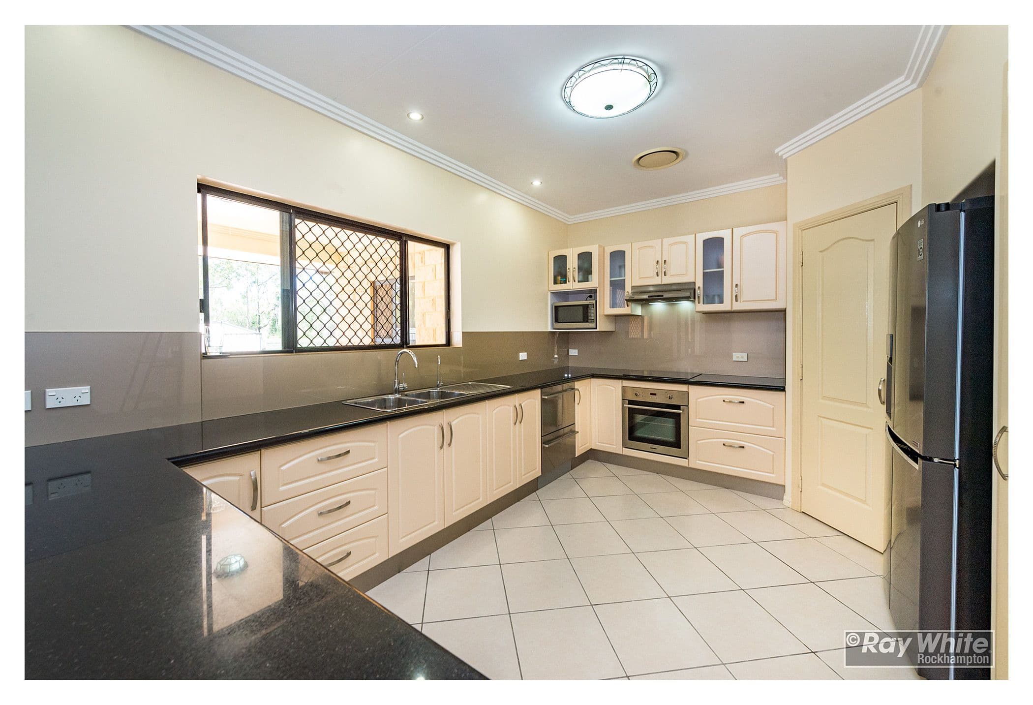 18 Cunningham Drive, Glenlee QLD 4711, Glenlee - Thumbnail 8
