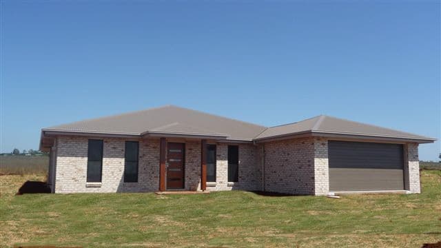 6 Hendra Court, HIGHFIELDS QLD 4352, Highfields - Image 1