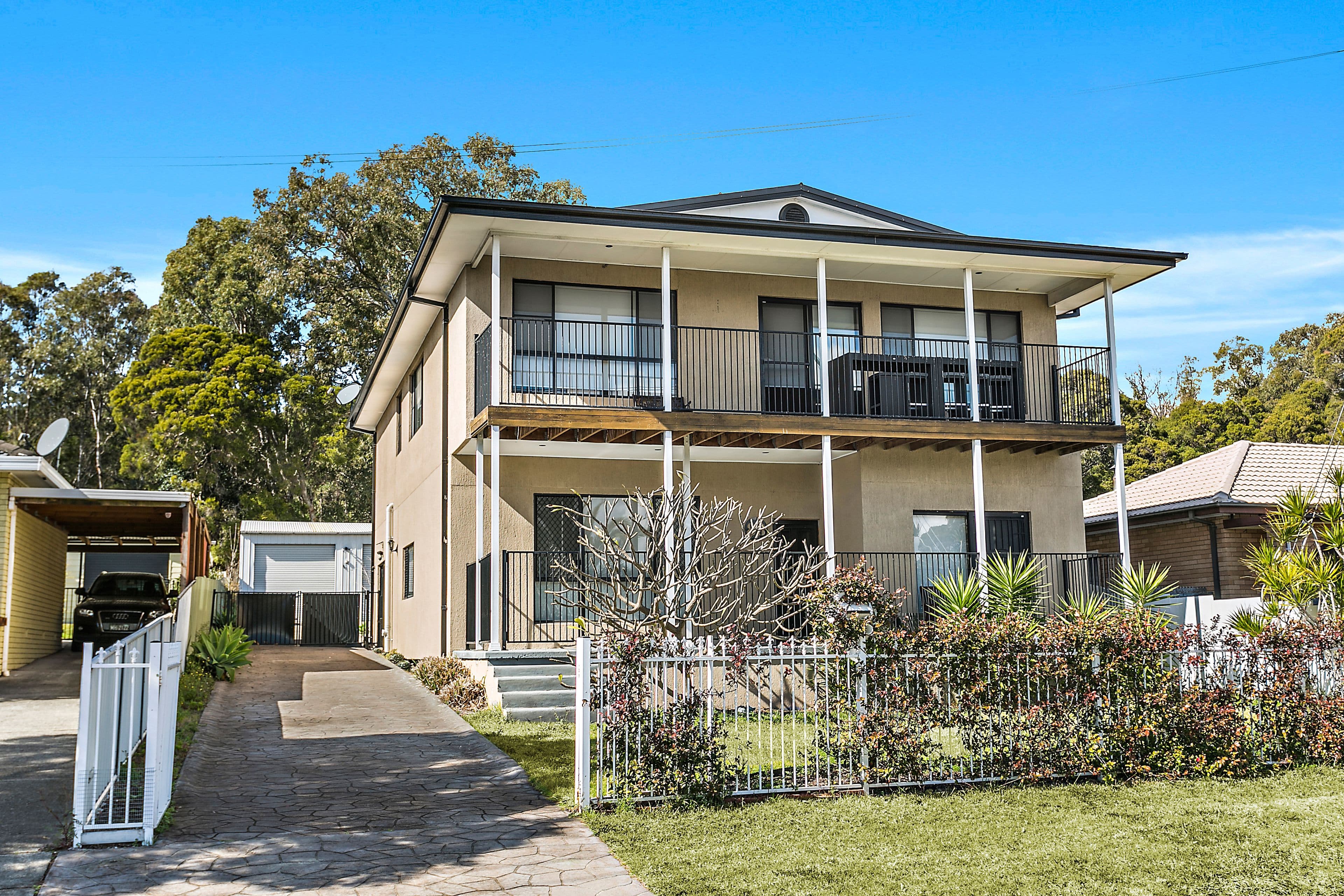 88 Lake Entrance Road, Oak Flats - Image 1