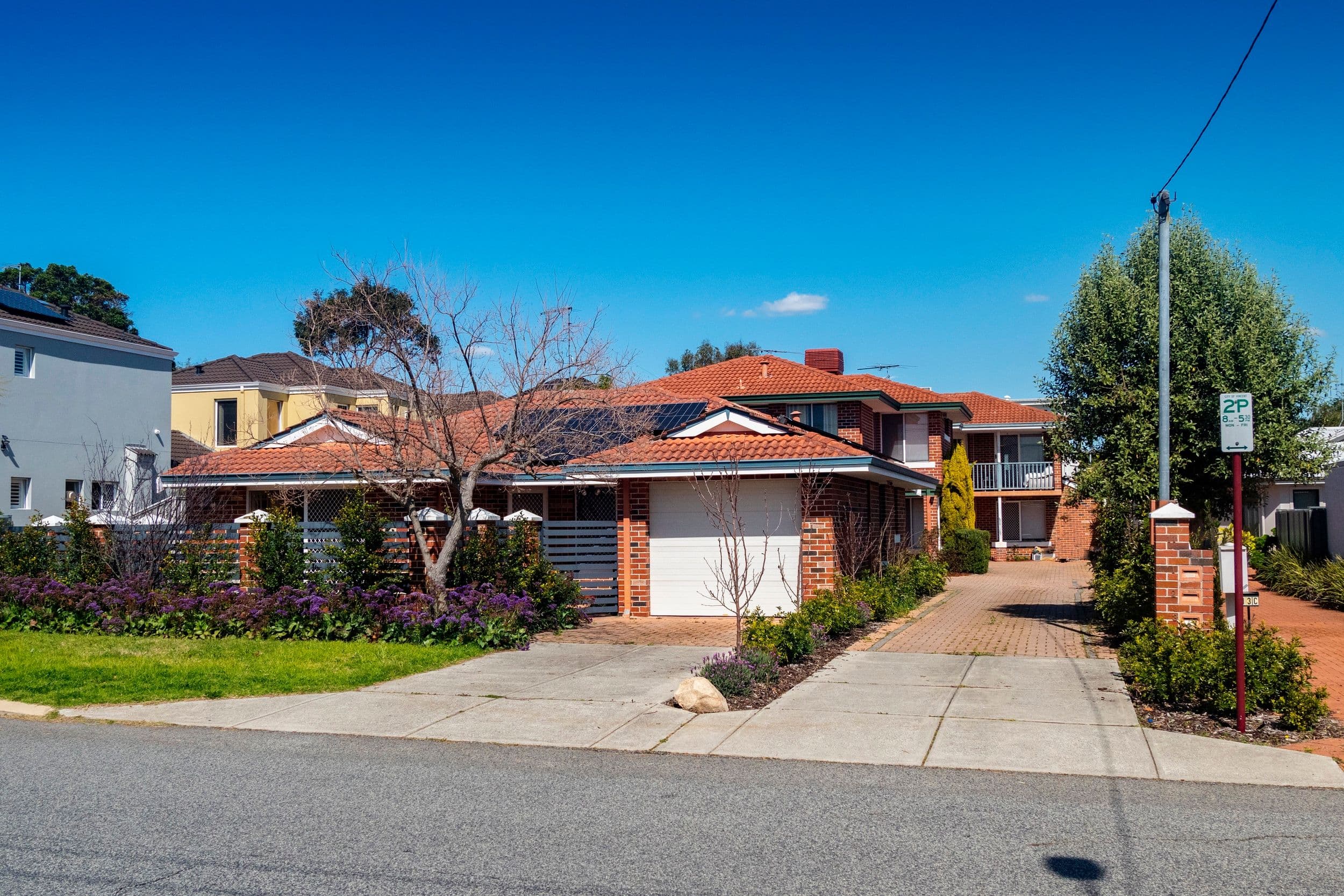 11 Gibney Avenue, Mount Hawthorn WA 6016, Mount Hawthorn - Image 1