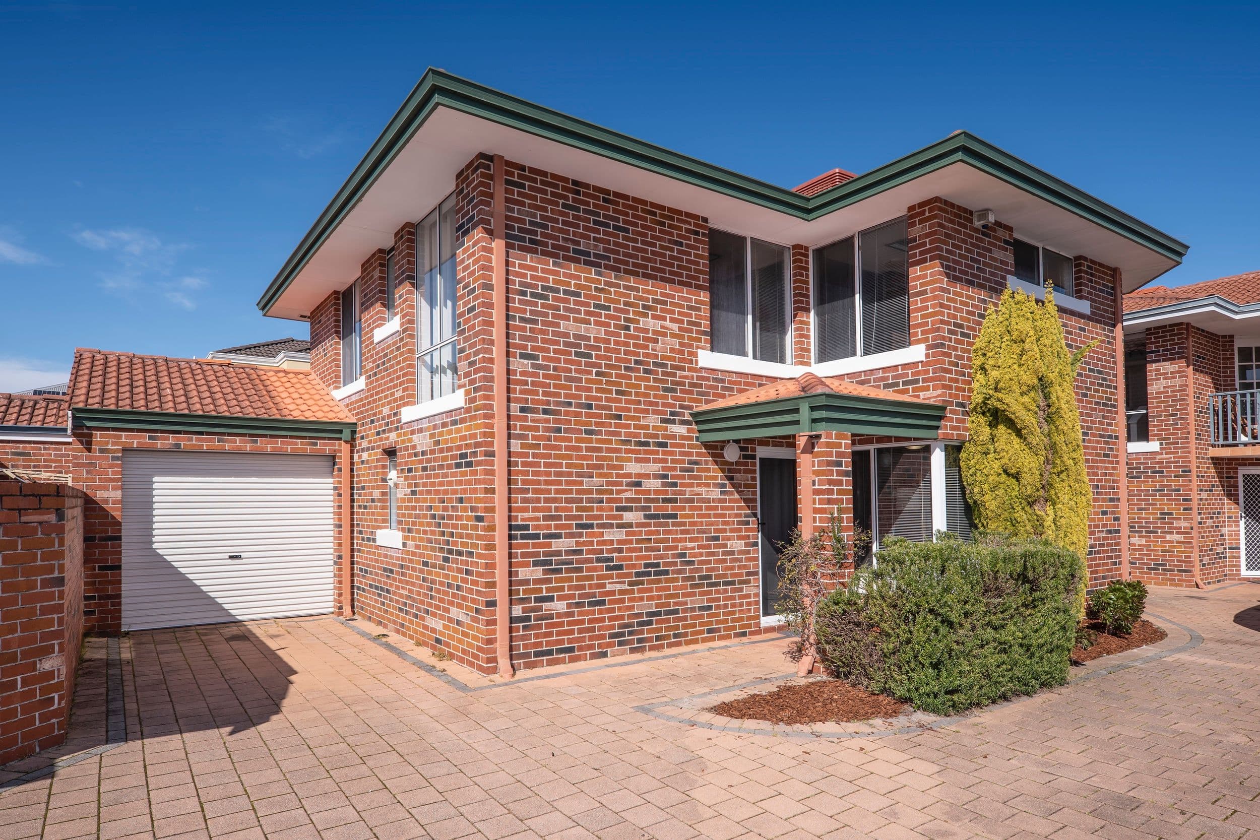 11 Gibney Avenue, Mount Hawthorn WA 6016, Mount Hawthorn - Thumbnail 3