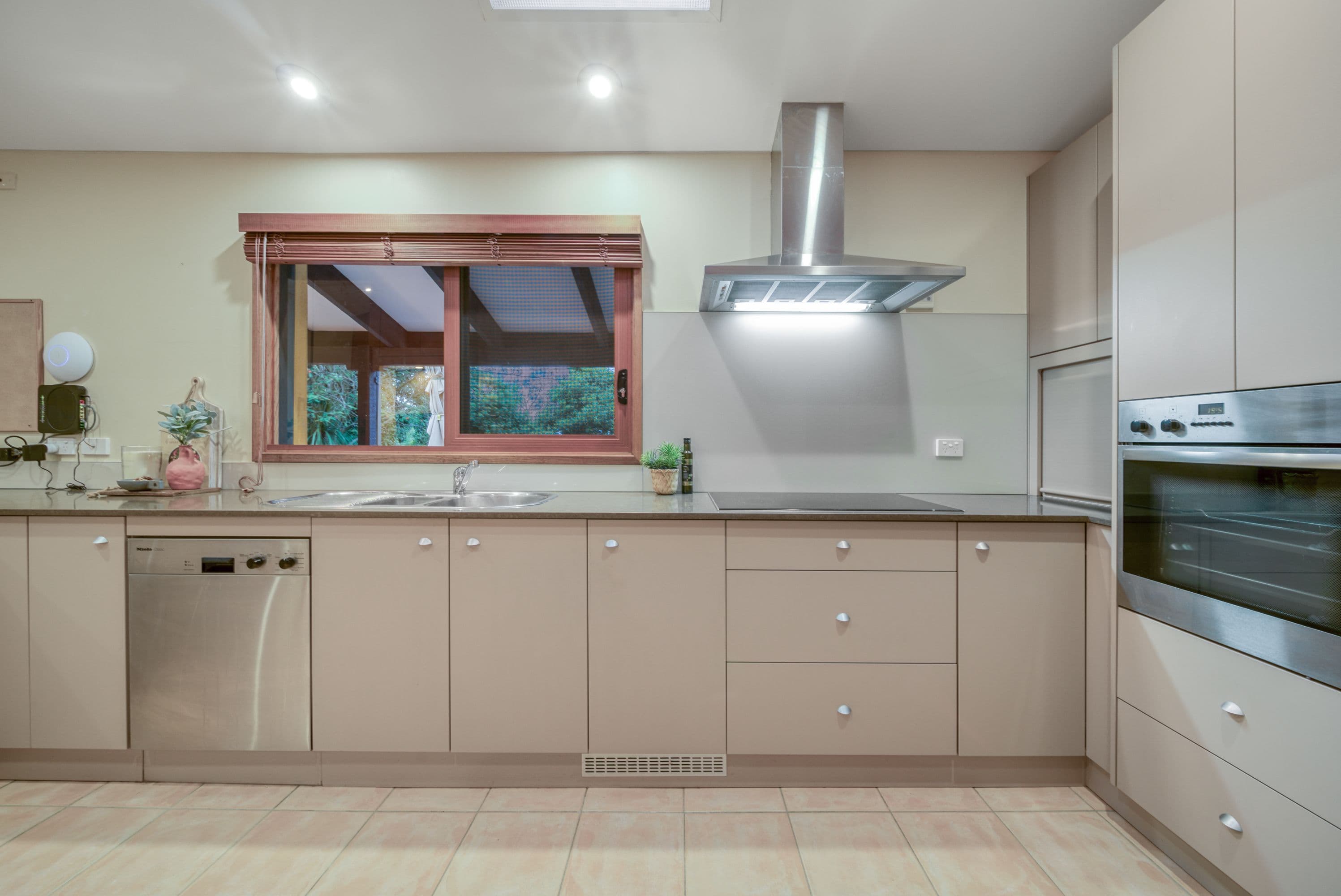 63 Springvale Drive, Weetangera ACT 2614, Weetangera - Thumbnail 4