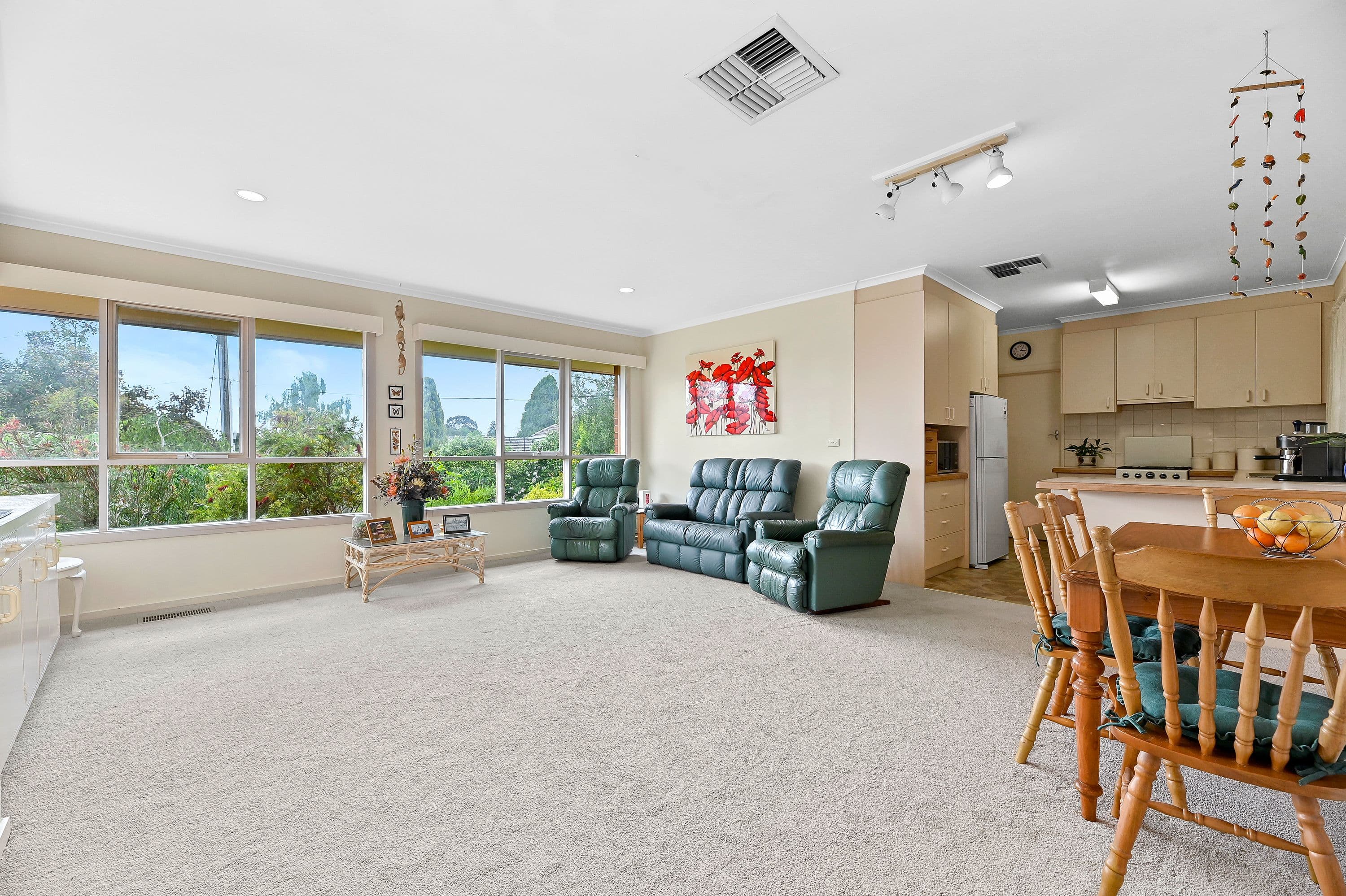 4 Royal Court, Mount Waverley VIC 3149, Mount Waverley - Thumbnail 7