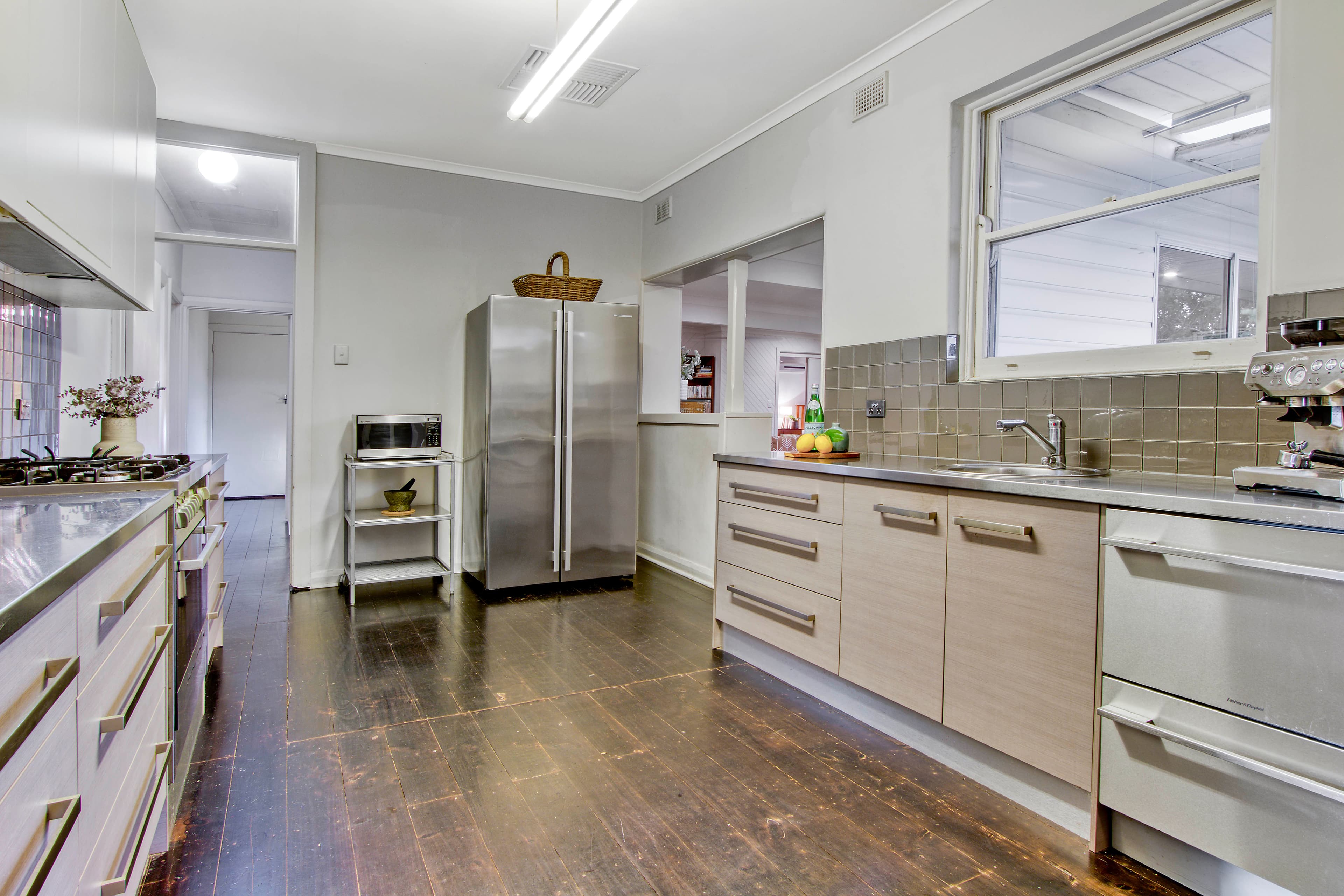 30 Mitton Avenue, Henley Beach SA 5022, Henley Beach - Thumbnail 6