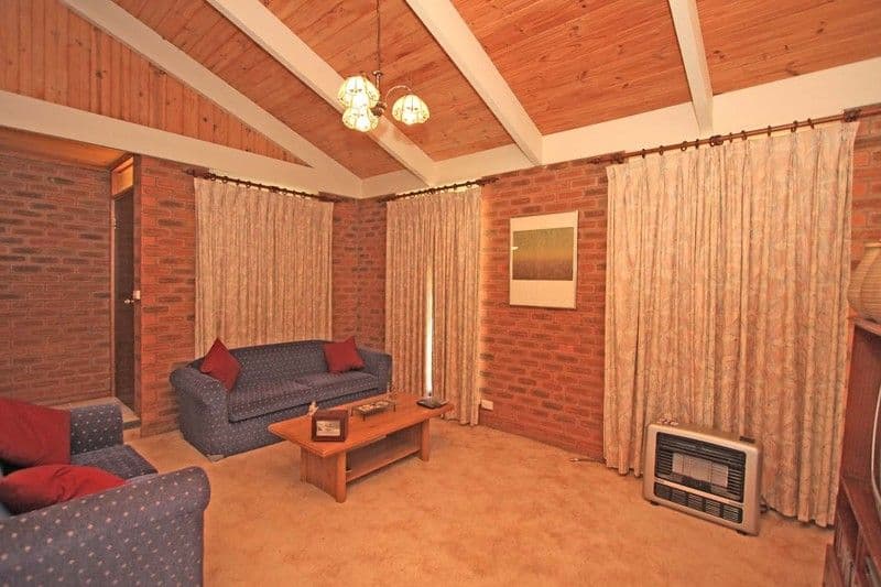 62 Townsend Street, HOWLONG NSW 2643, Howlong - Thumbnail 8