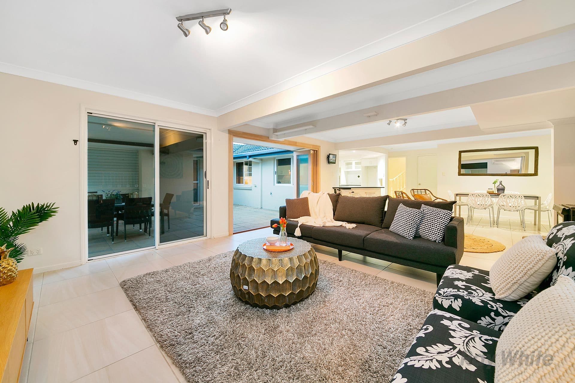 74 Blue Grass Crescent, Eight Mile Plains QLD 4113, Eight Mile Plains - Thumbnail 4