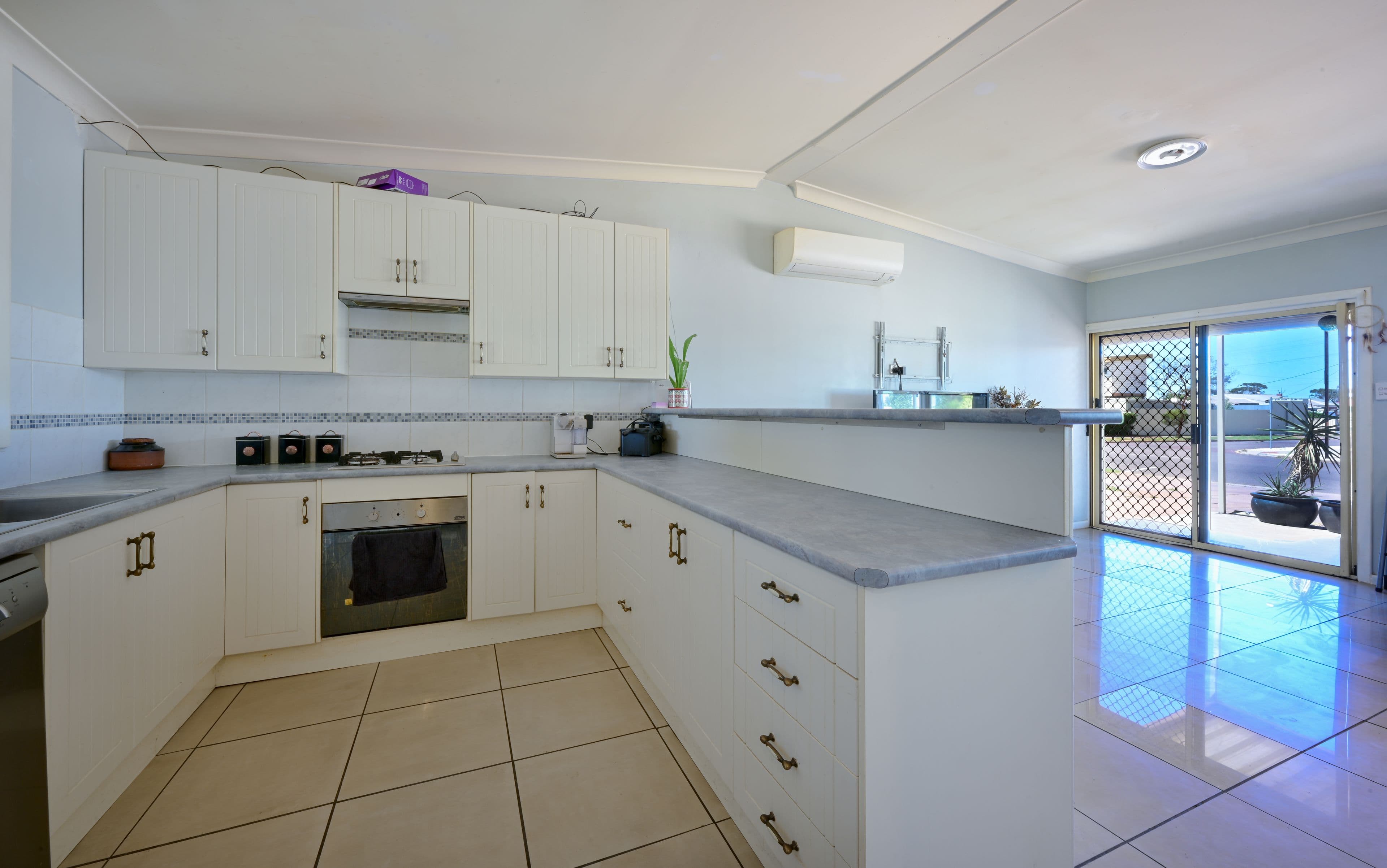 8 Viscount Slim Avenue, Whyalla Norrie SA 5608, Whyalla Norrie - Thumbnail 4