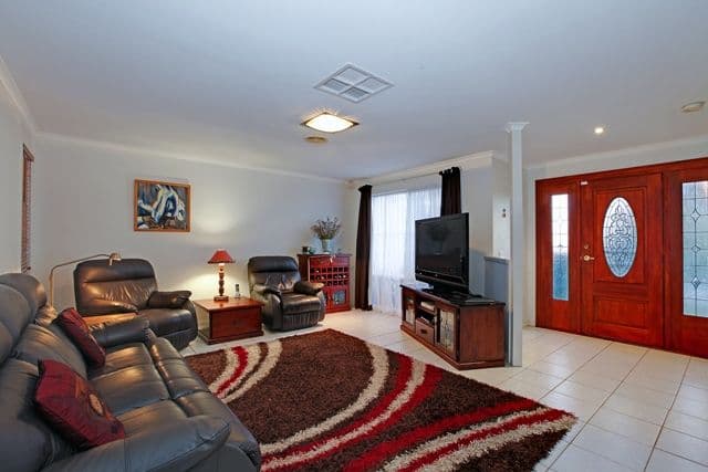 82 Summerhill Road, RESERVOIR VIC 3073, Reservoir - Thumbnail 2