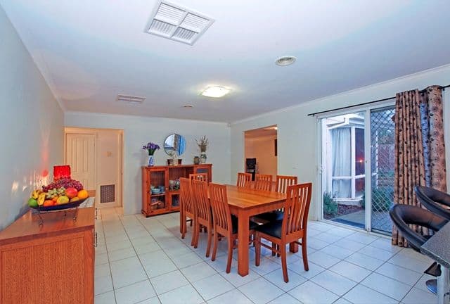 82 Summerhill Road, RESERVOIR VIC 3073, Reservoir - Thumbnail 5
