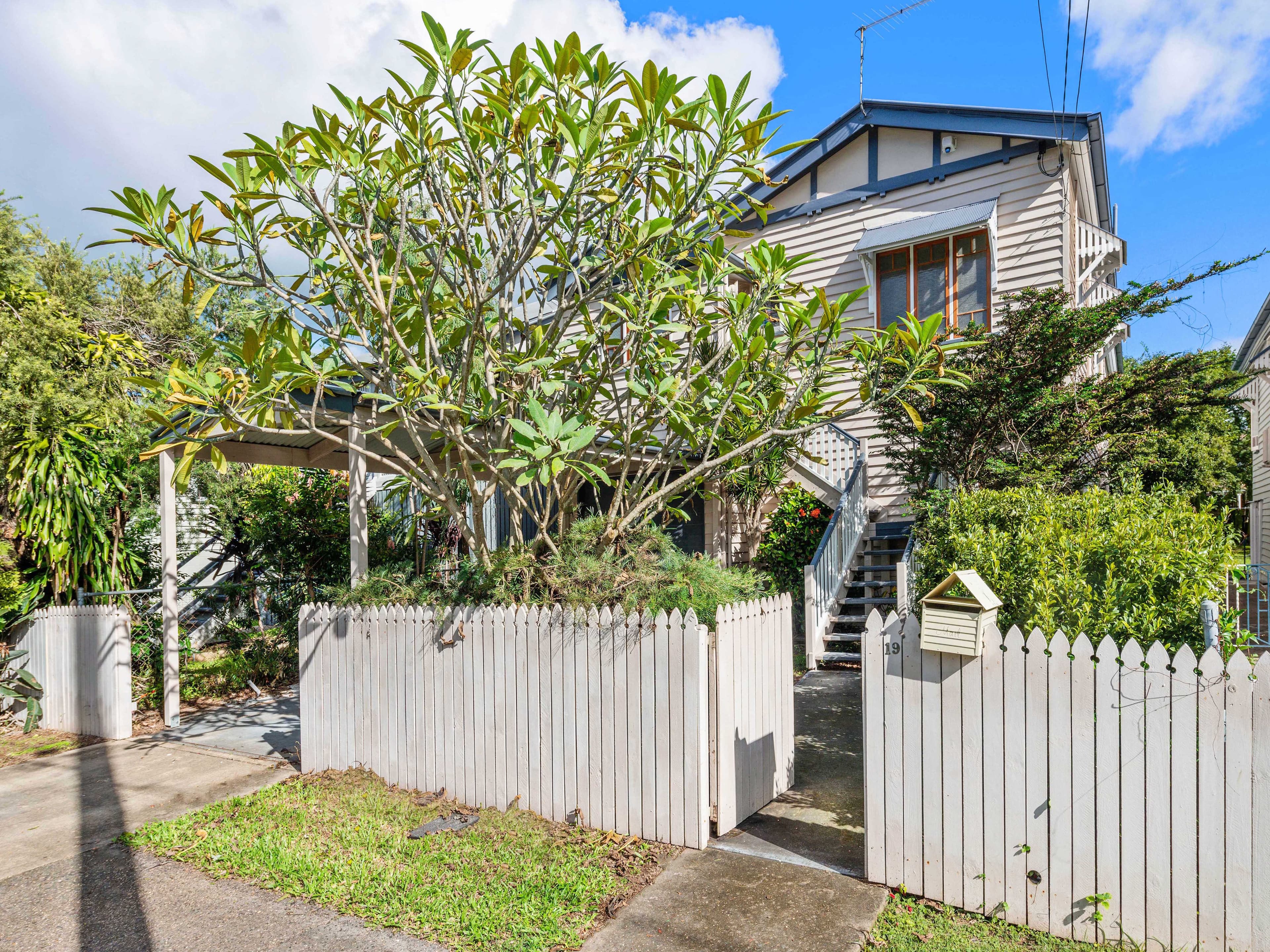 19 Jubilee Street, Stones Corner QLD 4120, Stones Corner - Image 1