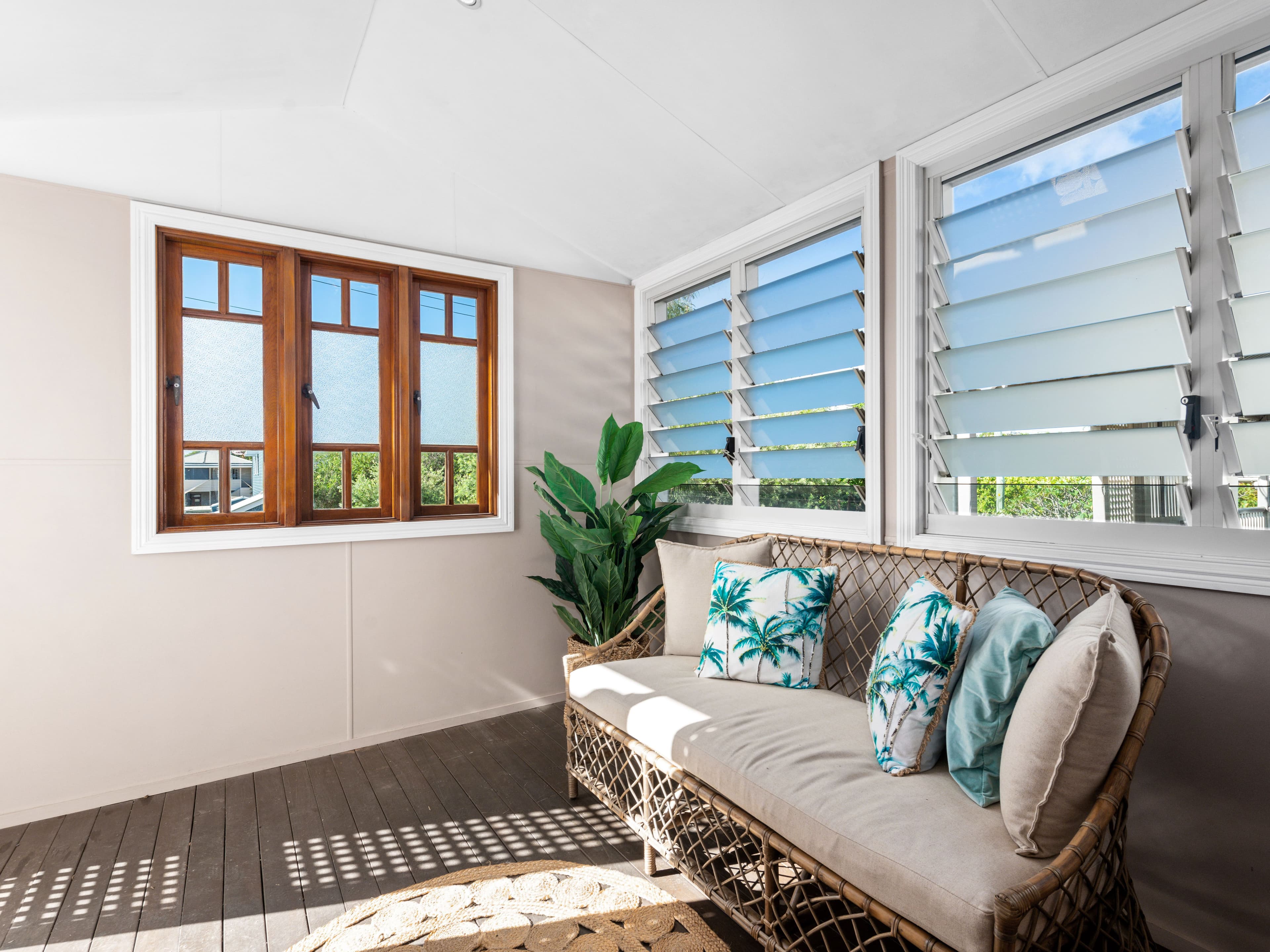 19 Jubilee Street, Stones Corner QLD 4120, Stones Corner - Thumbnail 2