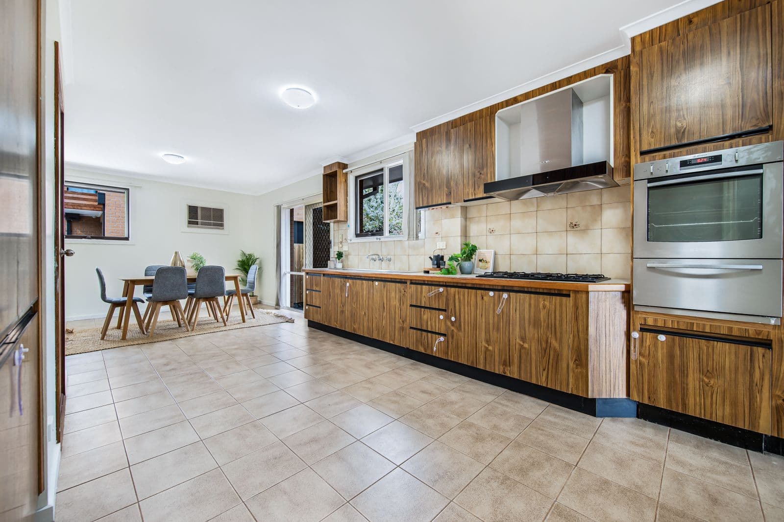 30 Jubilee Street, Mount Waverley VIC 3149, Mount Waverley - Thumbnail 4