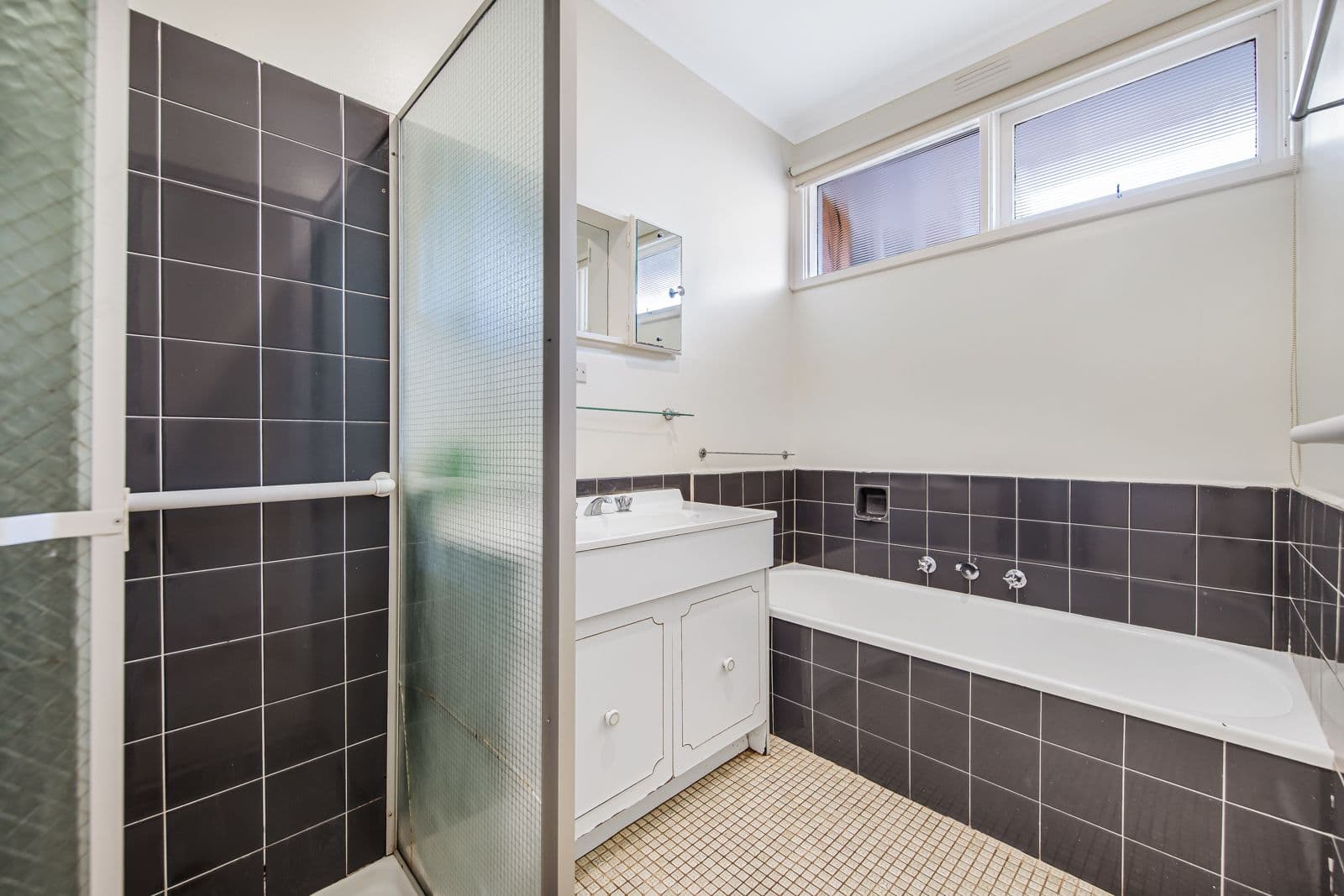 30 Jubilee Street, Mount Waverley VIC 3149, Mount Waverley - Thumbnail 7