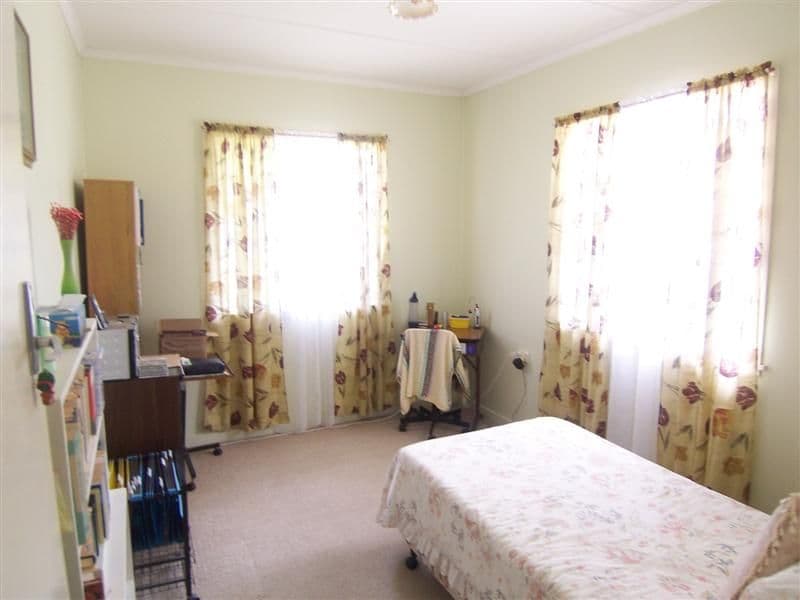 18 Leahy Drive, KINGSTHORPE QLD 4400, Kingsthorpe - Thumbnail 4