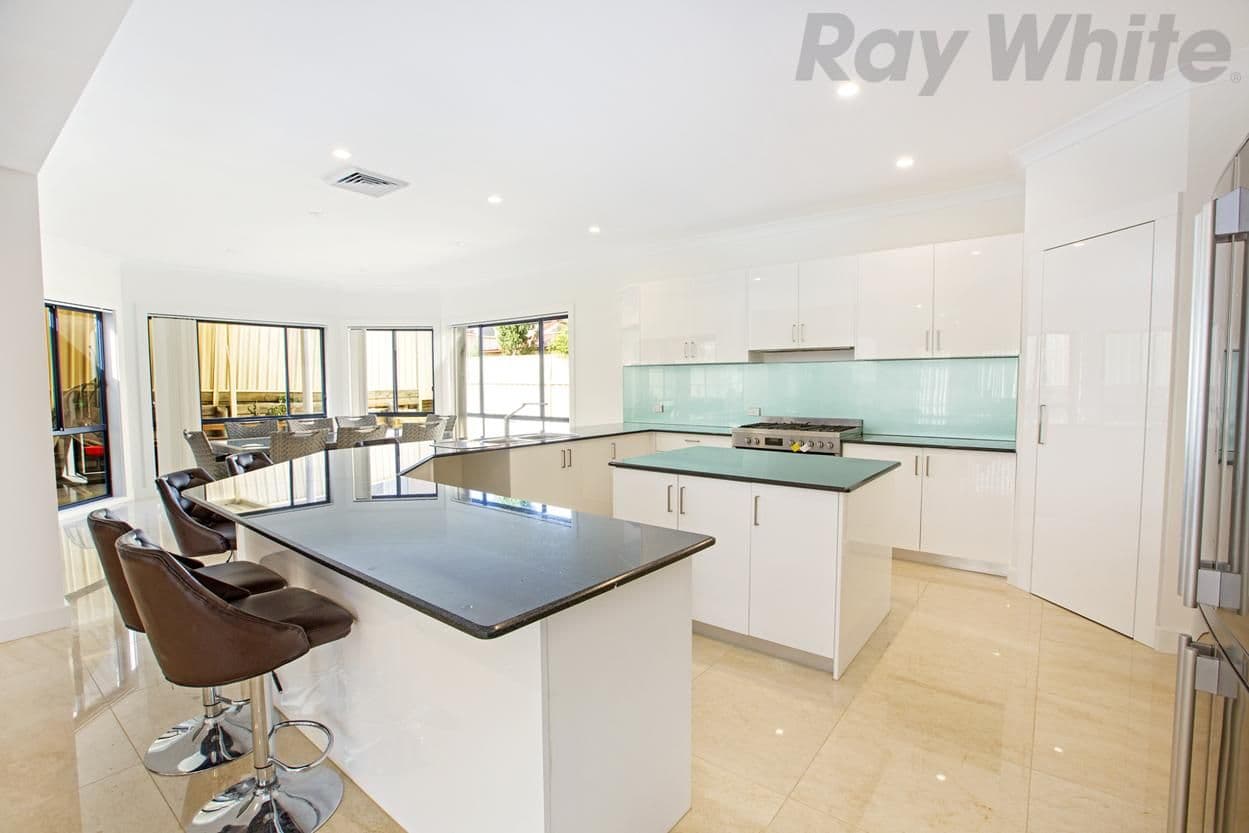 39 Harraden Drive, West Hoxton - Thumbnail 3