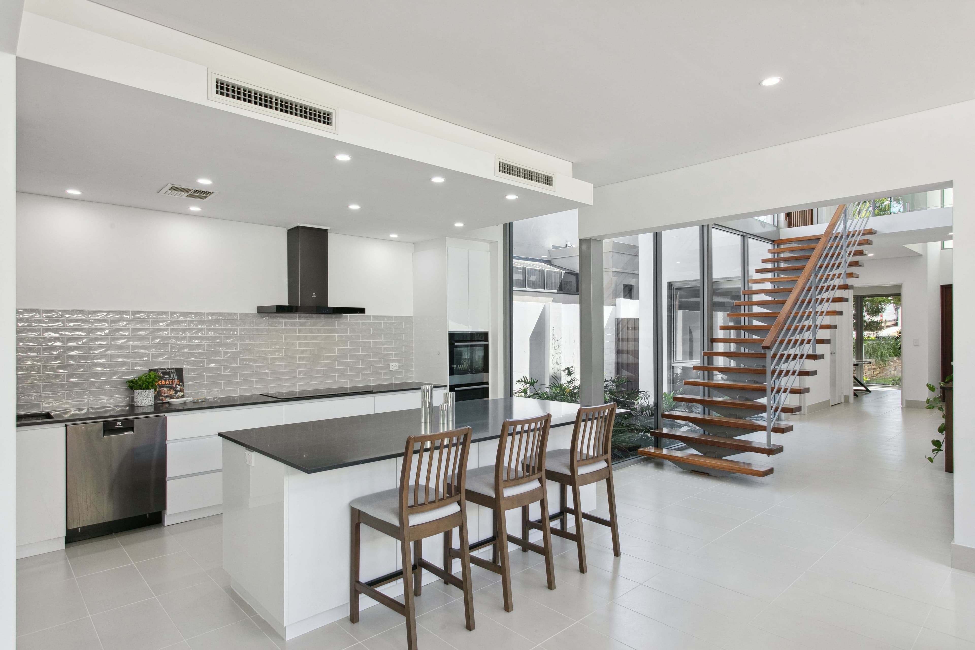 16 Burwood Street, Nedlands WA 6009, Nedlands - Thumbnail 8