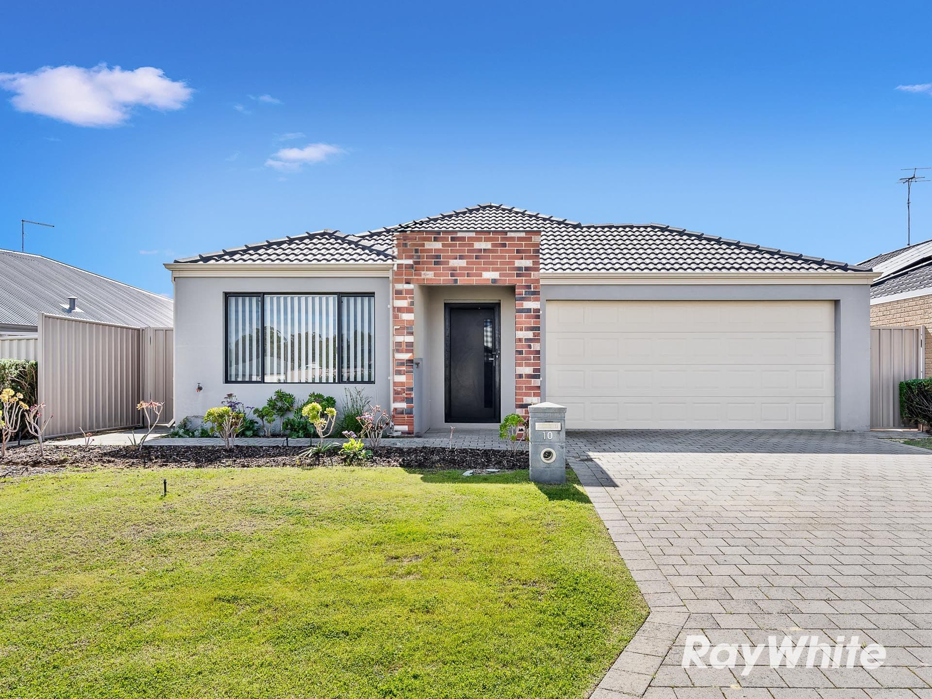 10 Kirkbrae Pass, Meadow Springs WA 6210, Meadow Springs - Image 1