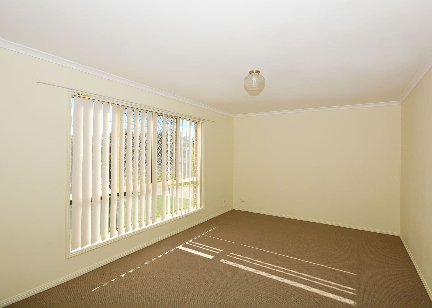 4 Whittaker Close, Urangan QLD 4655, Urangan - Thumbnail 5