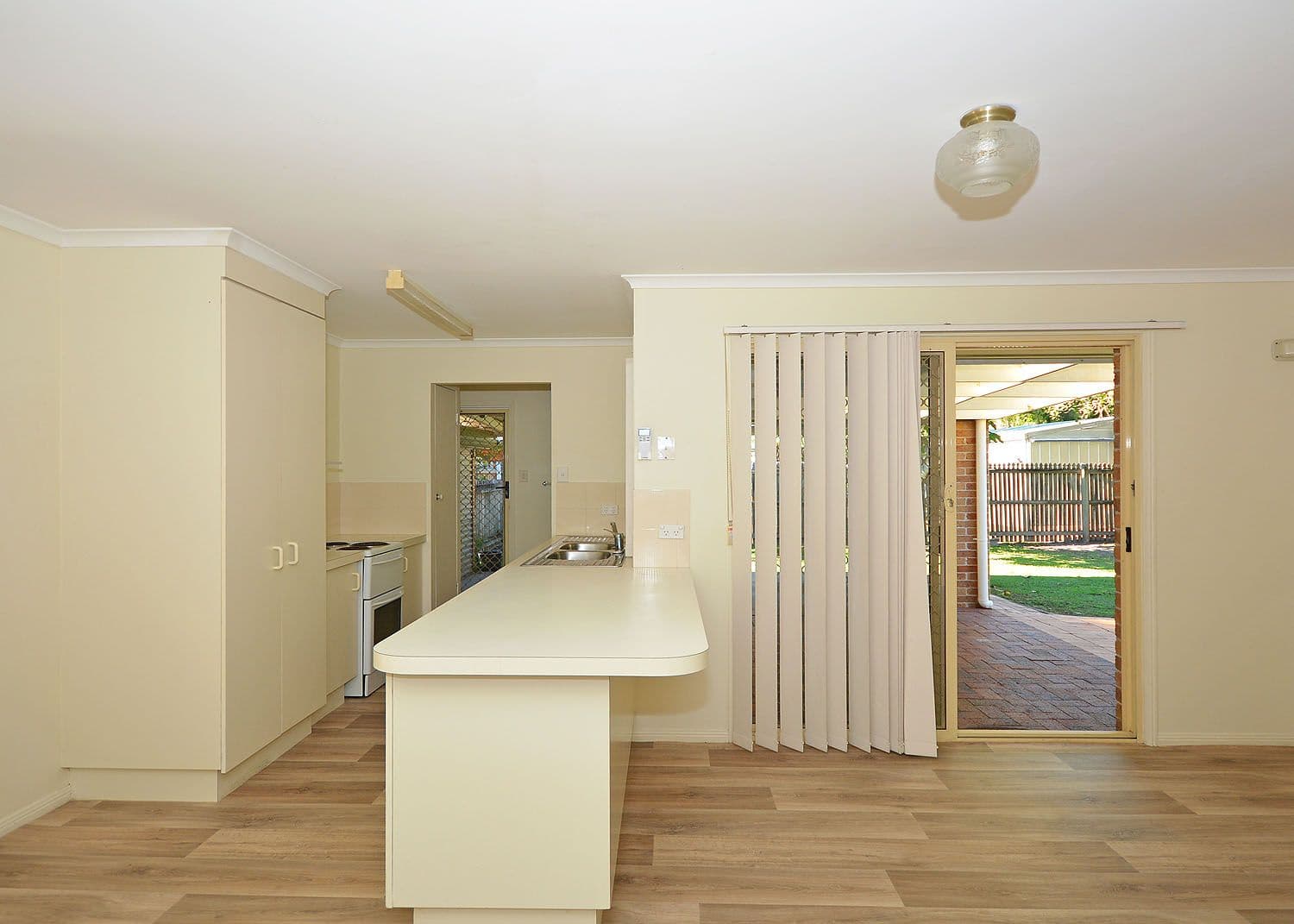 4 Whittaker Close, Urangan QLD 4655, Urangan - Thumbnail 6