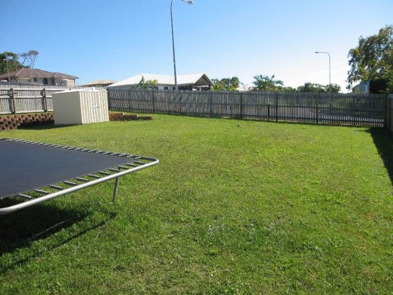 16 Mulcahy Crescent, EIMEO QLD 4740, Eimeo - Thumbnail 2