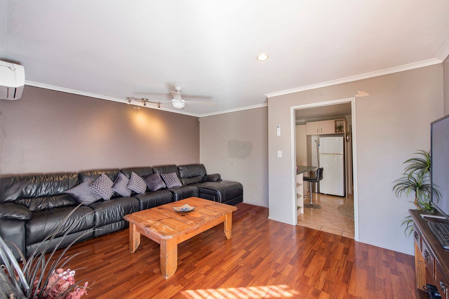 17 Catherine Street, Beenleigh QLD 4207, Beenleigh - Thumbnail 5