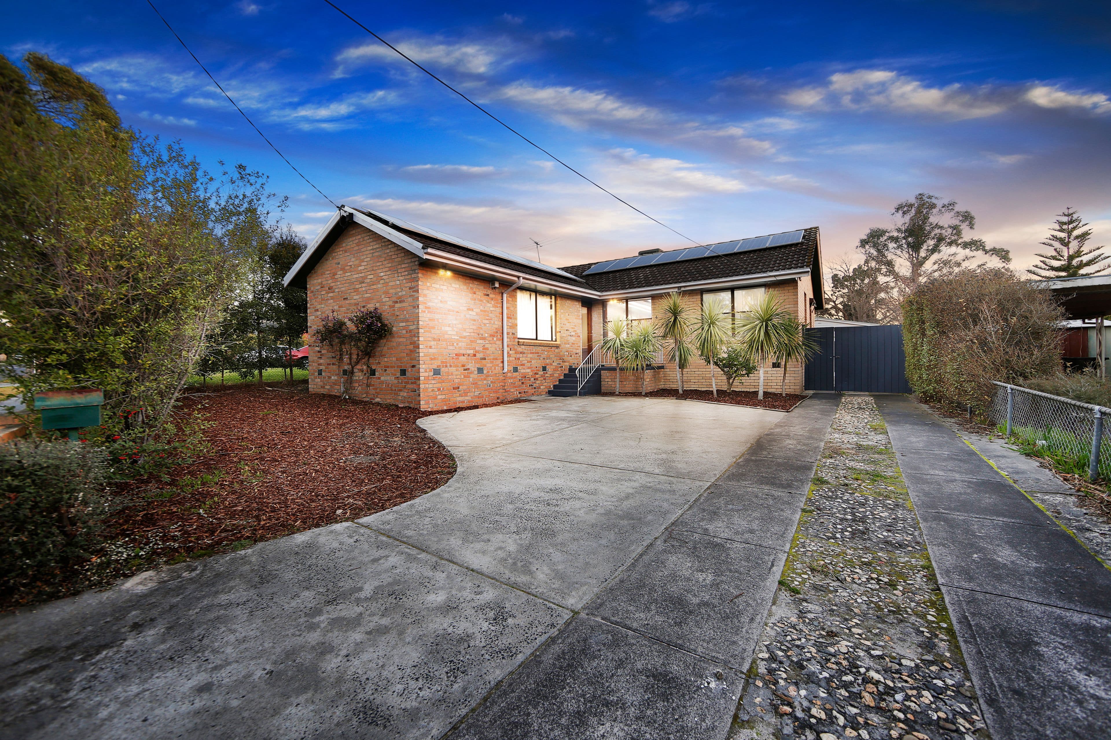 4 Nodding Avenue, Frankston North VIC 3200, Frankston North - Image 1