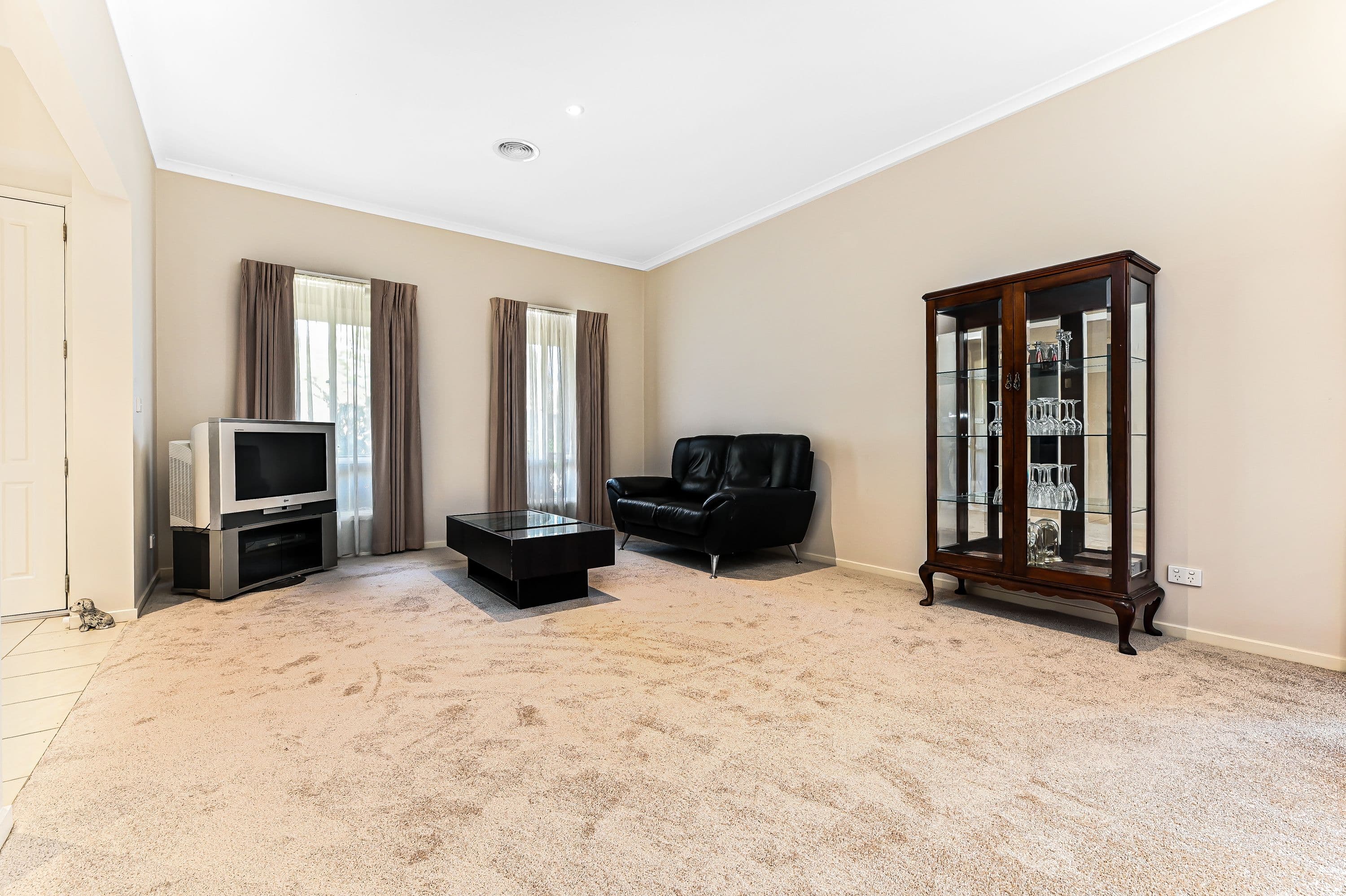 18 Carramar Street, Chadstone VIC 3148, Chadstone - Thumbnail 6