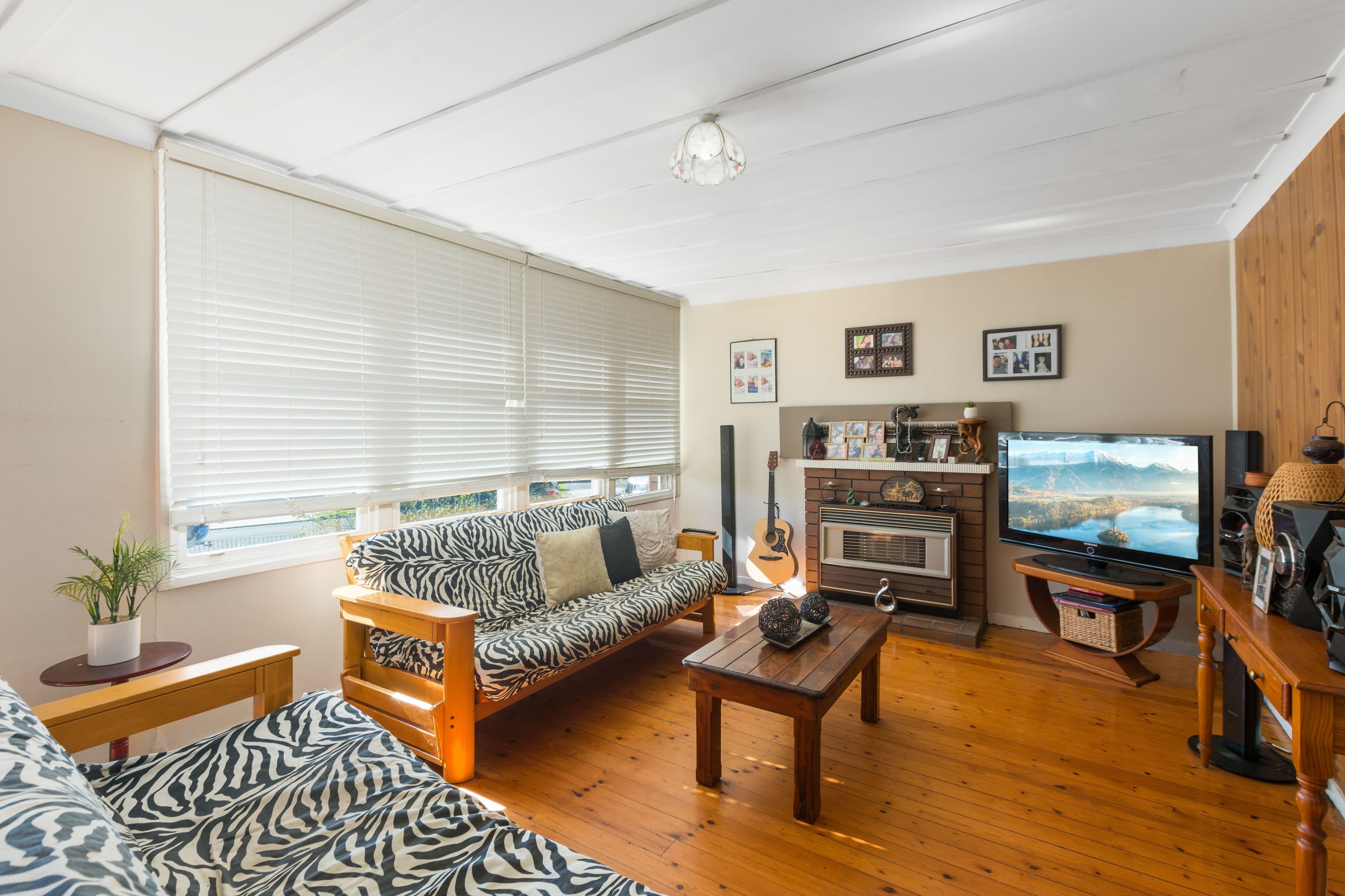 7 Barellan Avenue, Dapto NSW 2530, Dapto - Thumbnail 2