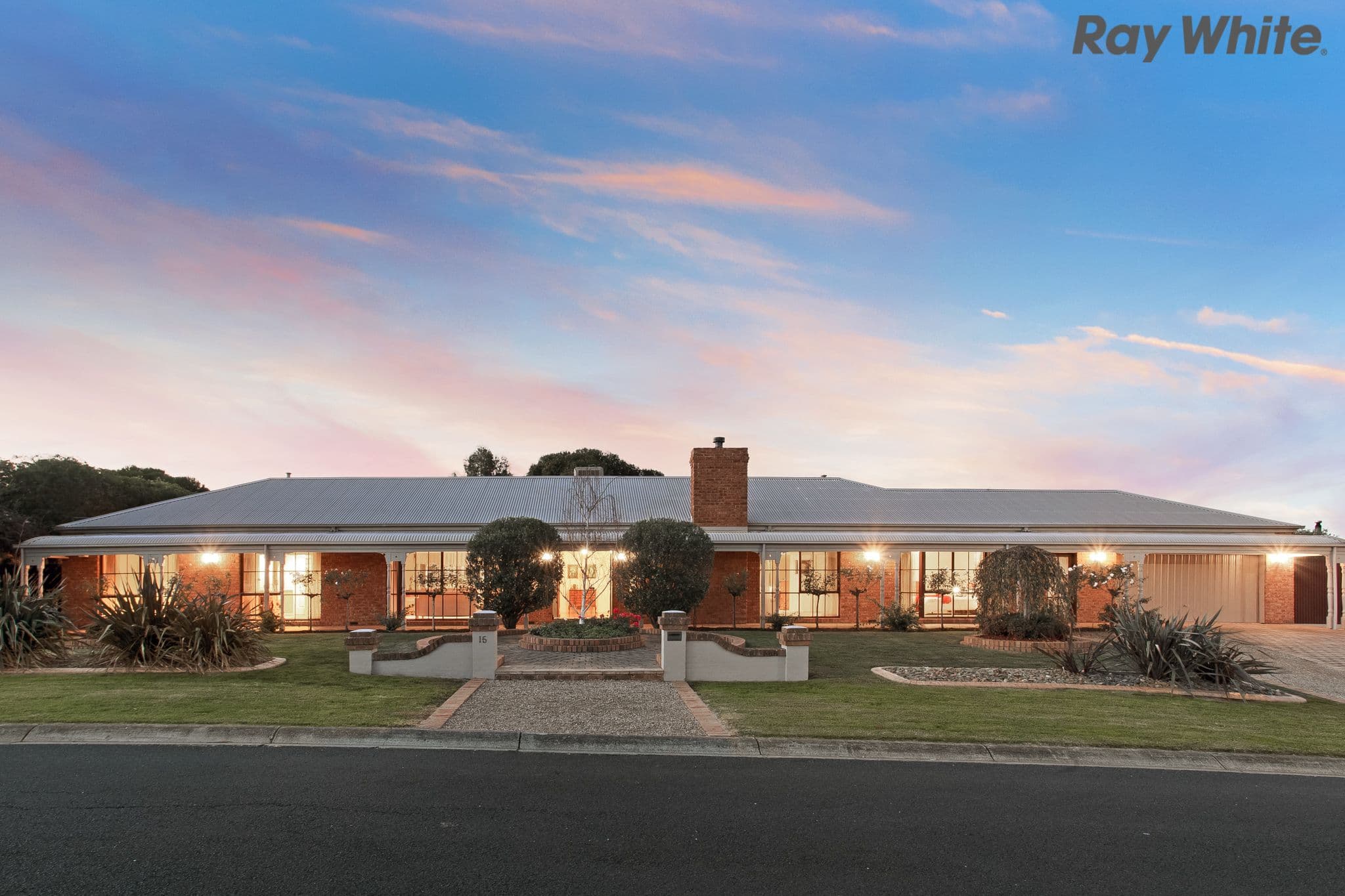 15 Gooch Close, Sydenham VIC 3037, Sydenham - Image 1
