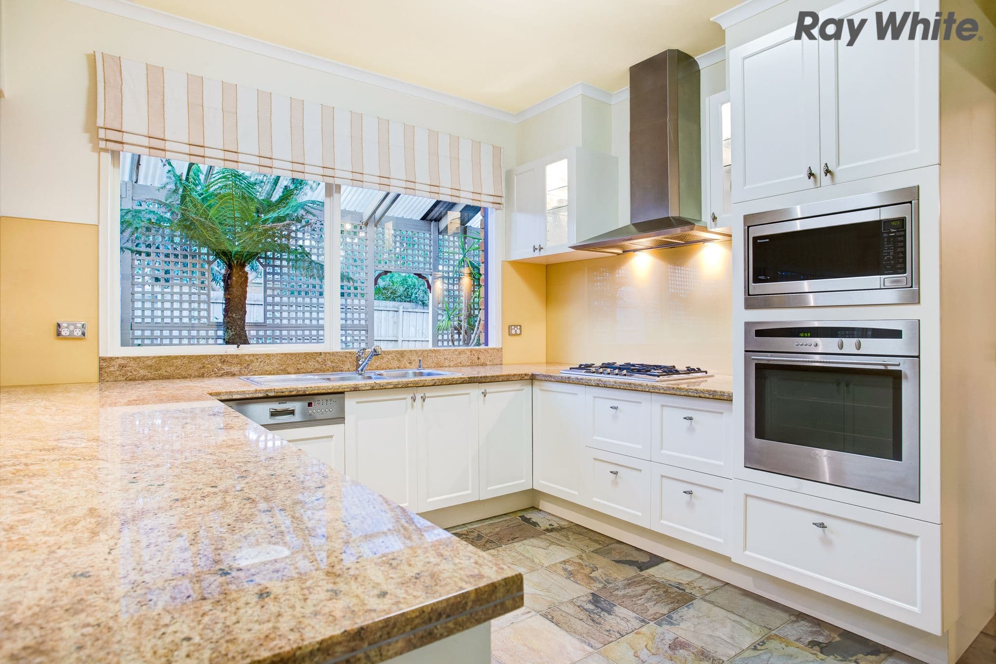15 Gooch Close, Sydenham VIC 3037, Sydenham - Thumbnail 4