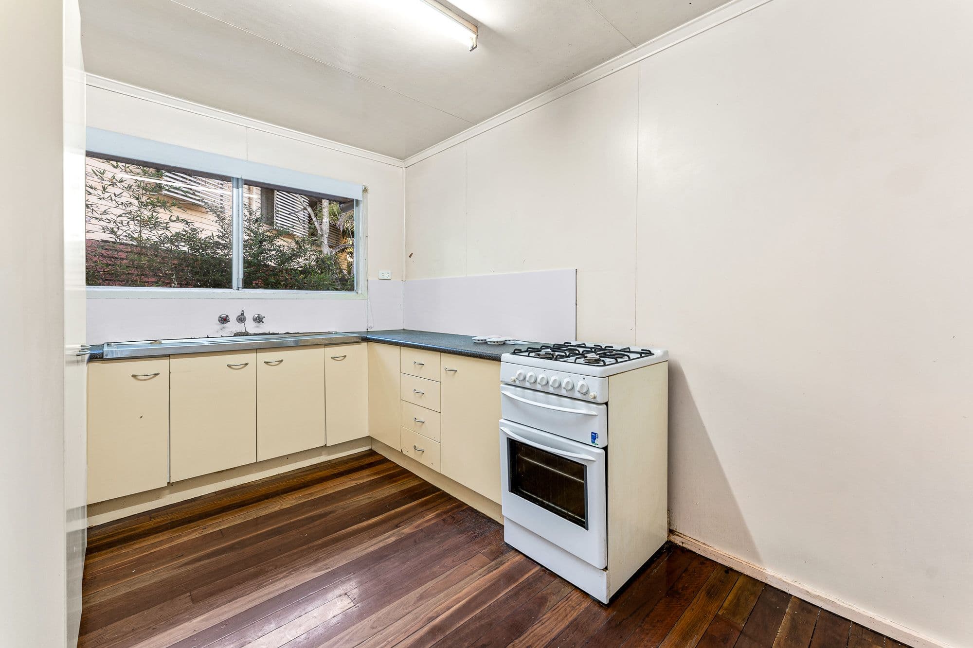 4 Warry Street, Gailes QLD 4300, Gailes - Thumbnail 3
