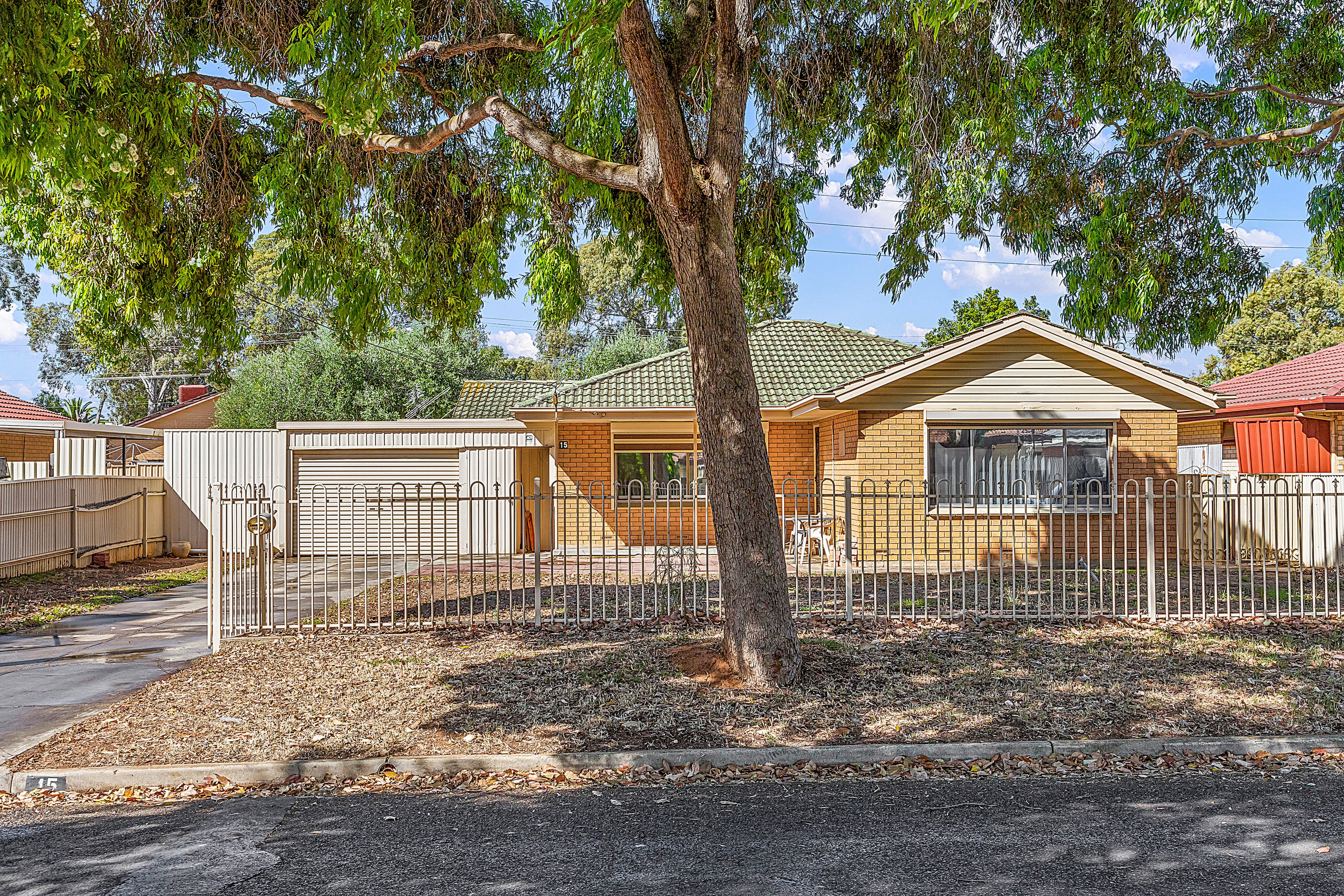 15 Walnut Avenue, Parafield Gardens SA 5107, Parafield Gardens - Thumbnail 2