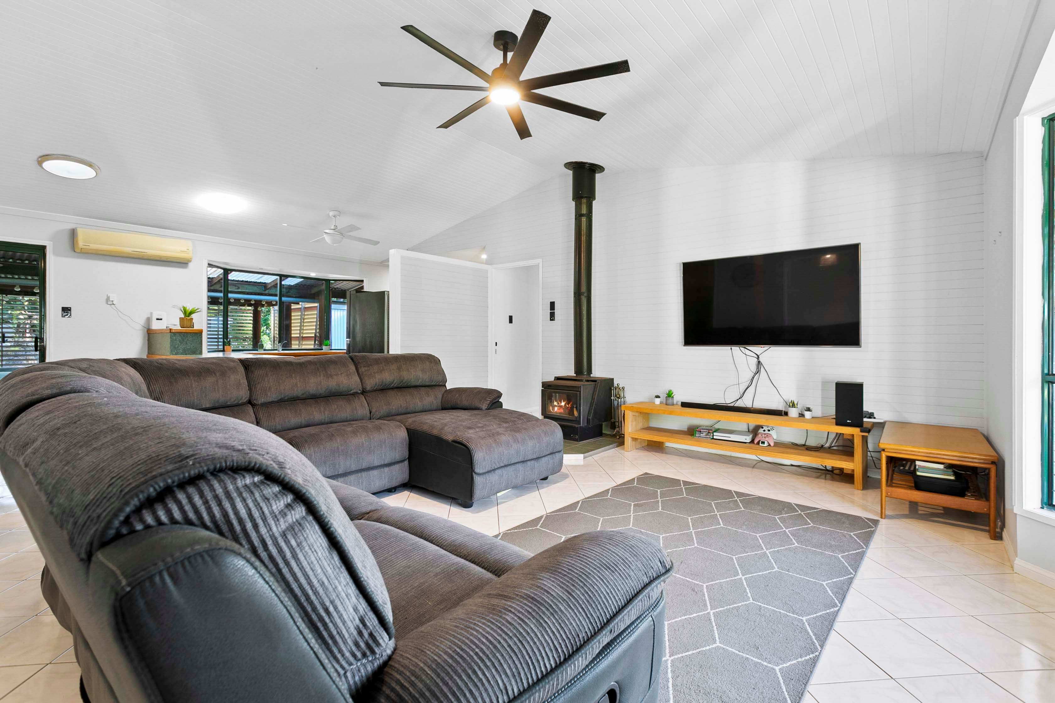 84 Seaview Drive, Booral QLD 4655, Booral - Thumbnail 5