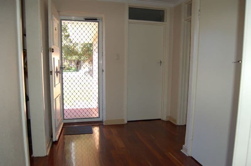 5 Beverley Road, CLOVERDALE WA 6105, Cloverdale - Thumbnail 3