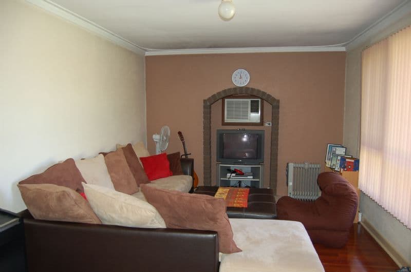 5 Beverley Road, CLOVERDALE WA 6105, Cloverdale - Thumbnail 4