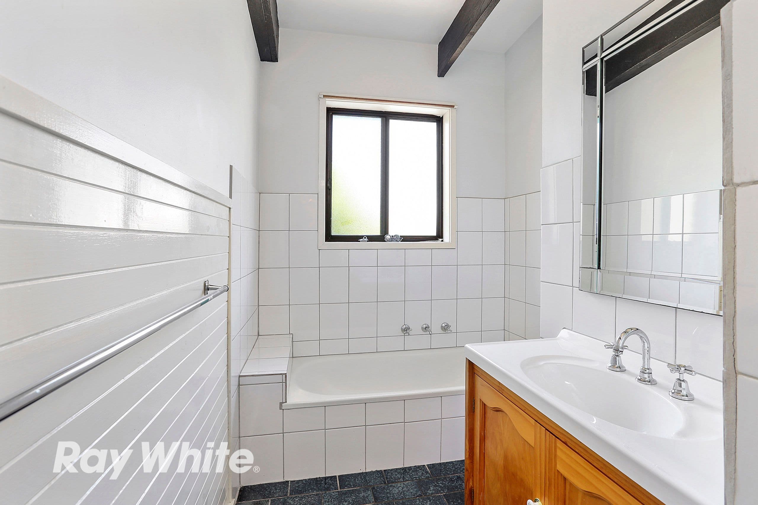 1 Enfield Close, Corio VIC 3214, Corio - Thumbnail 5