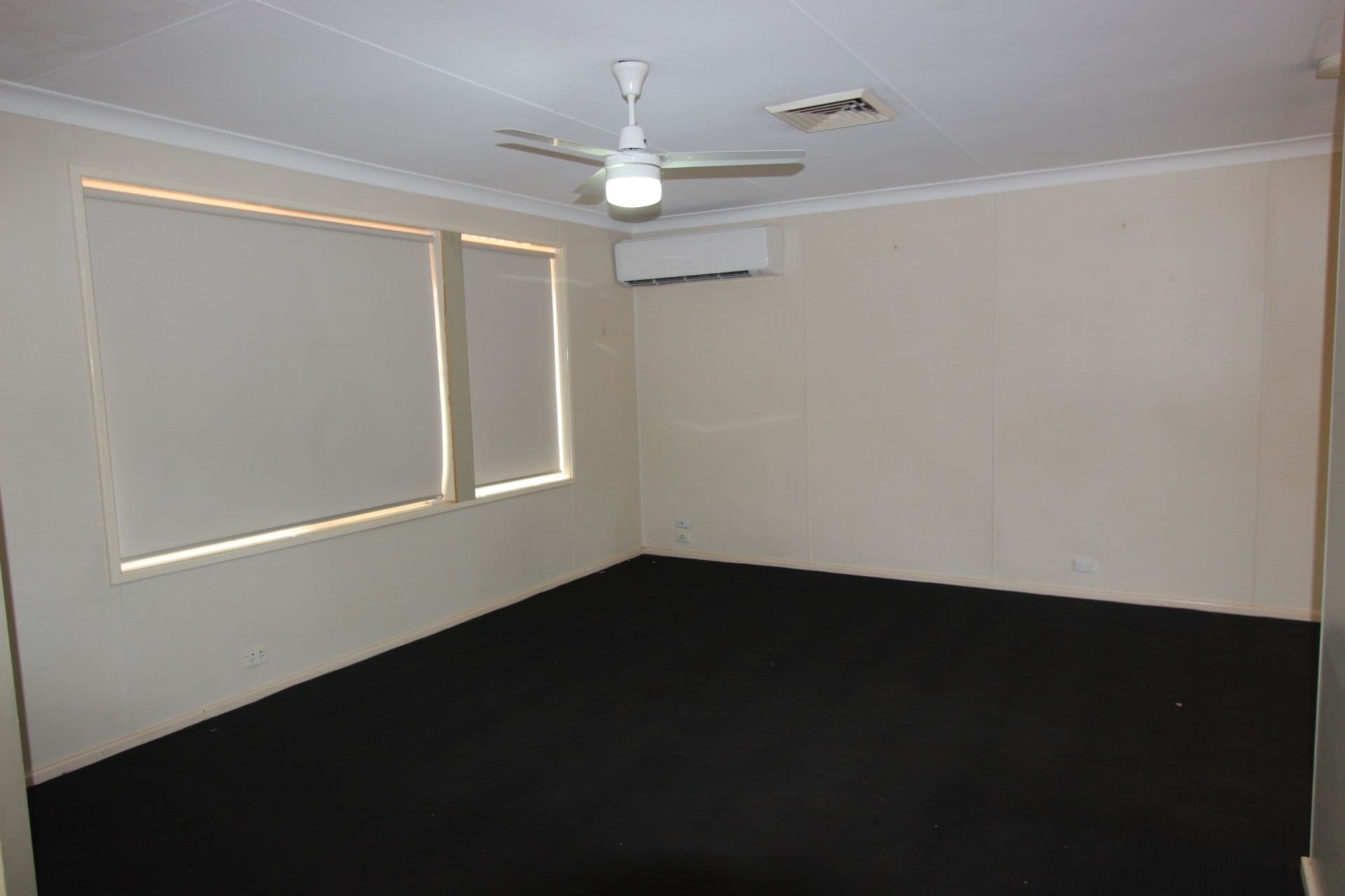 18 Stirling Crescent, Dampier WA 6713, Dampier - Thumbnail 7