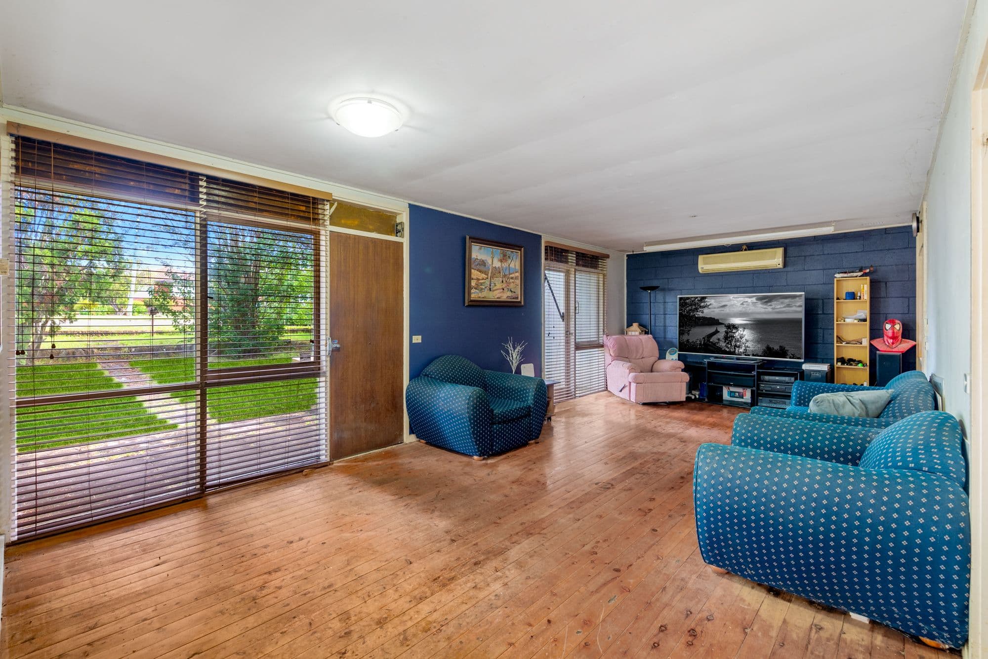 15 Campbellfield Avenue, Bradbury NSW 2560, Bradbury - Thumbnail 3
