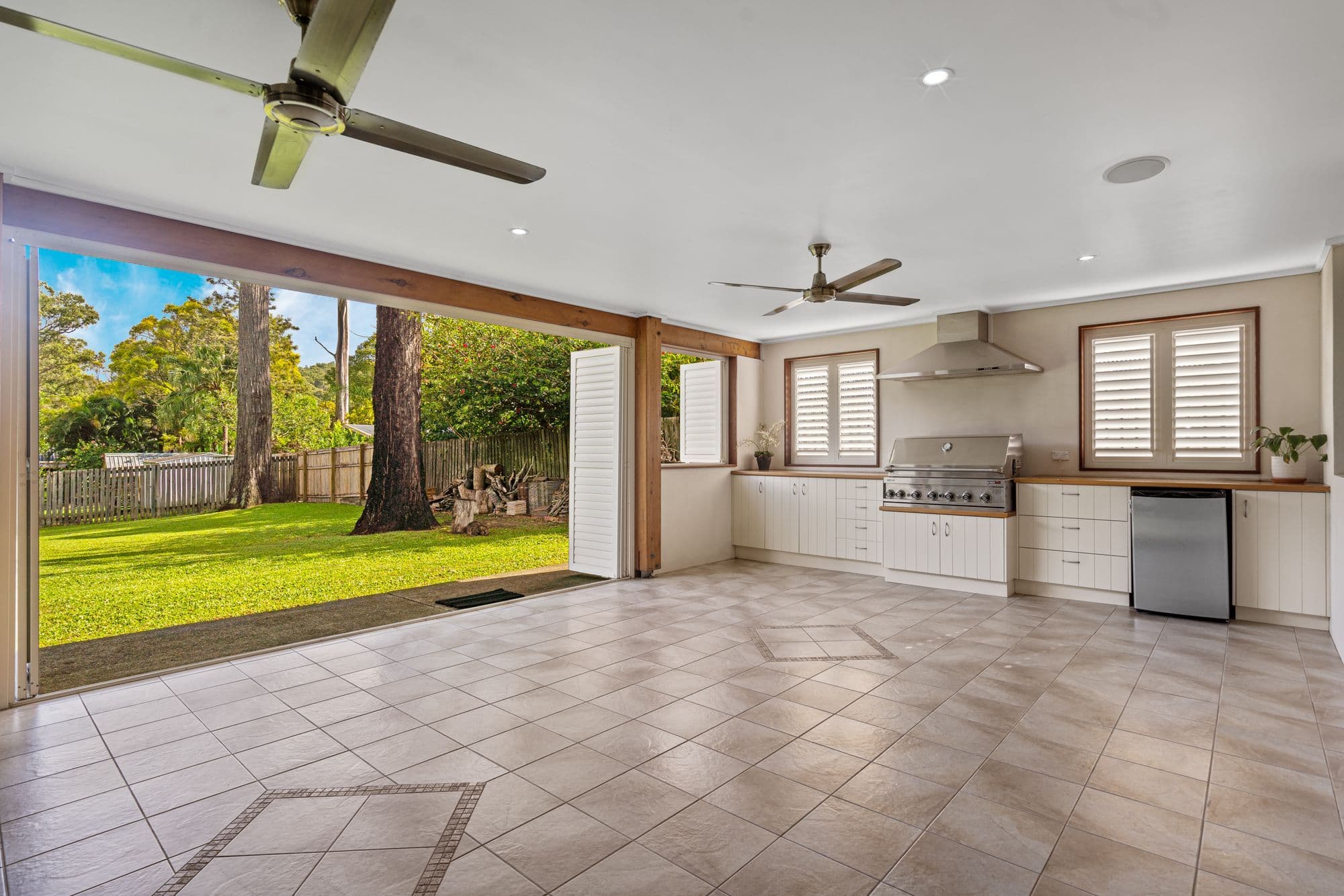 6 Benjamin Way, Windaroo QLD 4207, Windaroo - Image 1