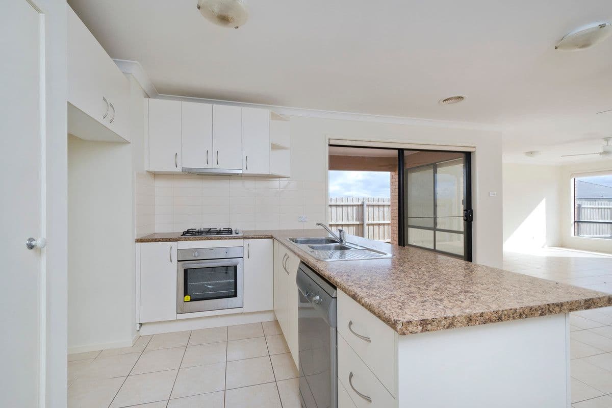 46 Hope Way, TARNEIT VIC 3029, Tarneit - Thumbnail 3