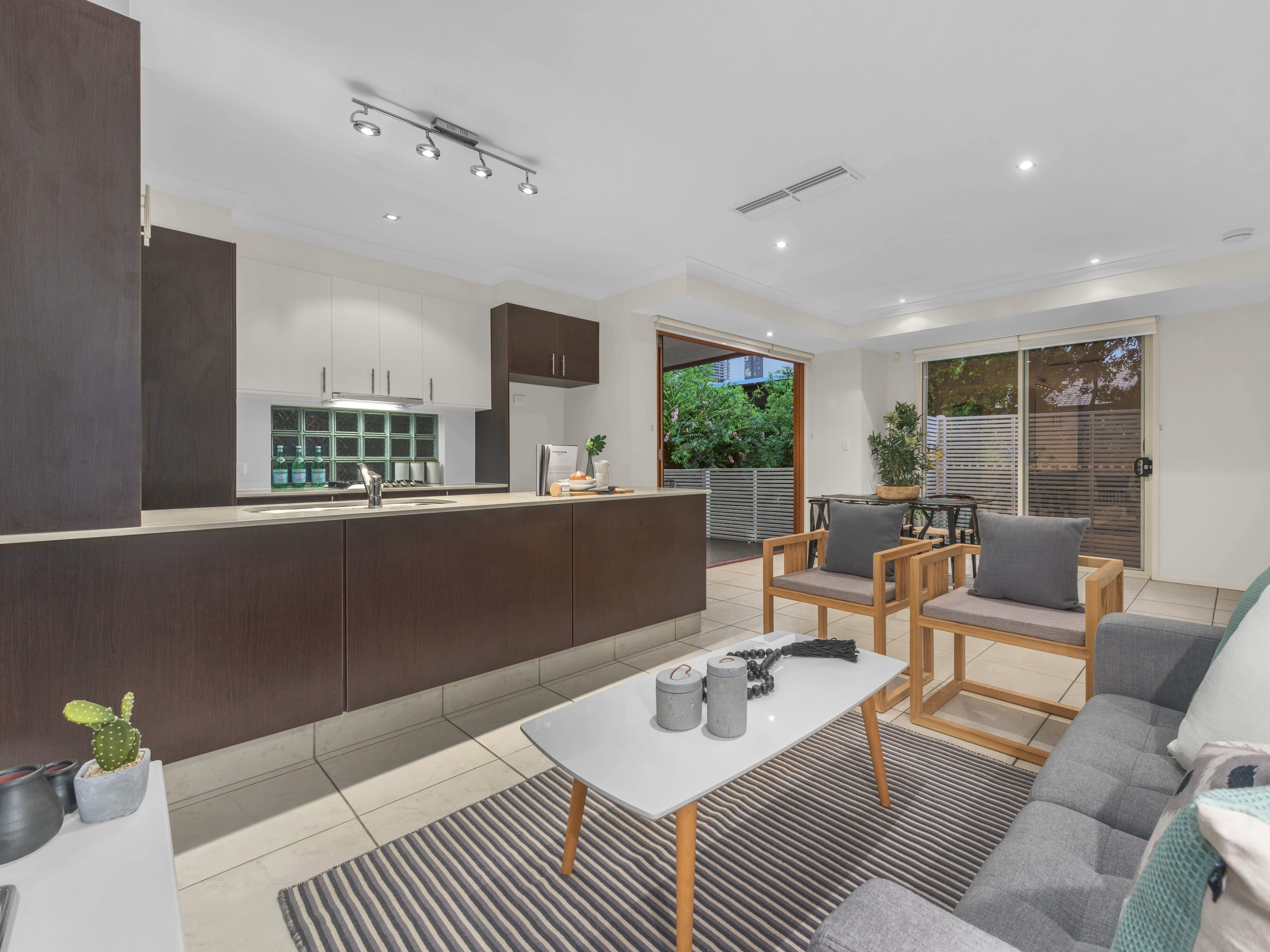 37 Frederick Street, Taringa QLD 4068, Taringa - Thumbnail 3