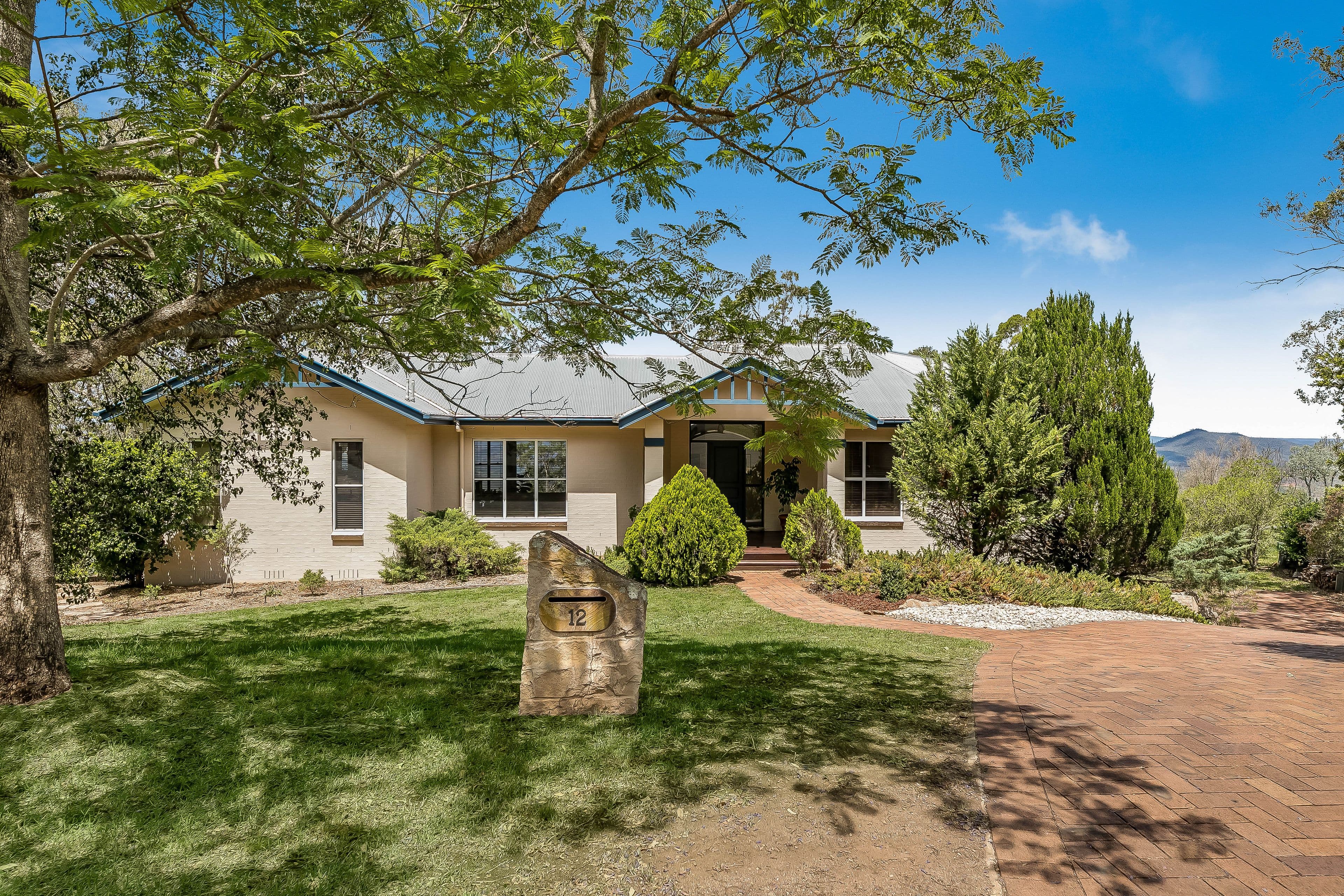12 Burraway Court, Middle Ridge QLD 4350, Middle Ridge - Thumbnail 2