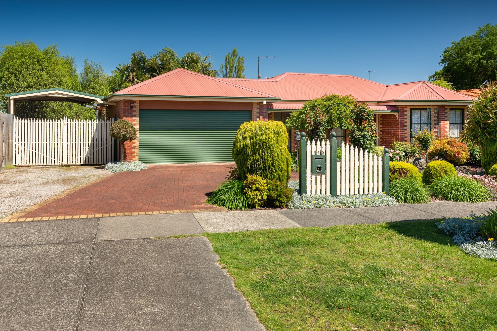 160 Telford Drive, Berwick VIC 3806, Berwick - Thumbnail 2