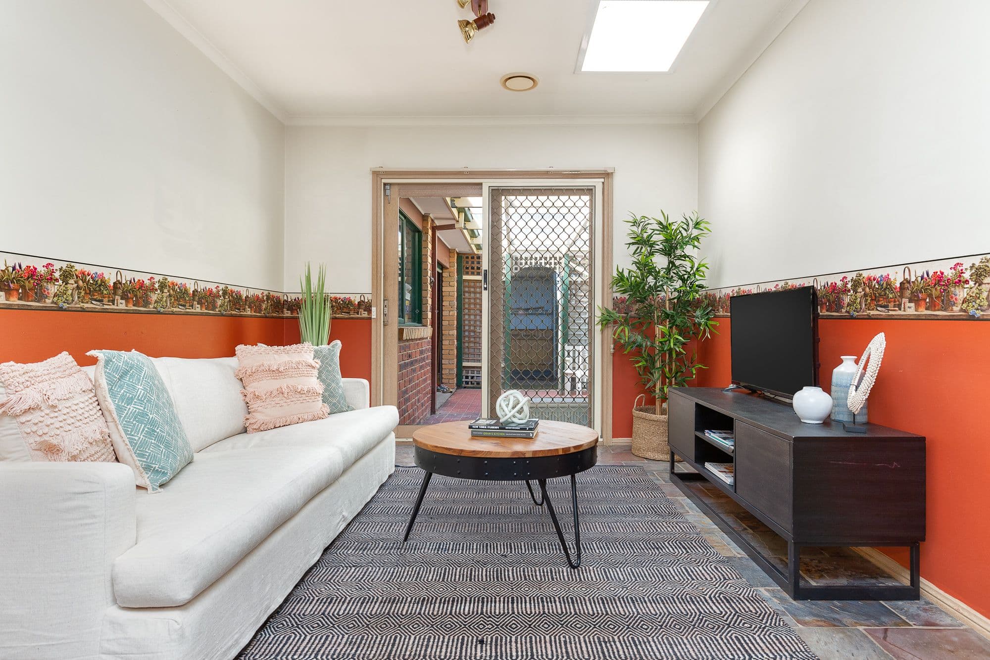 160 Telford Drive, Berwick VIC 3806, Berwick - Thumbnail 4