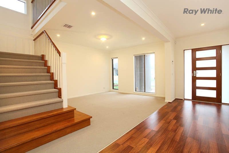 15 BRINDABELLA Chase, SANCTUARY LAKES VIC 3030, Sanctuary Lakes - Thumbnail 2