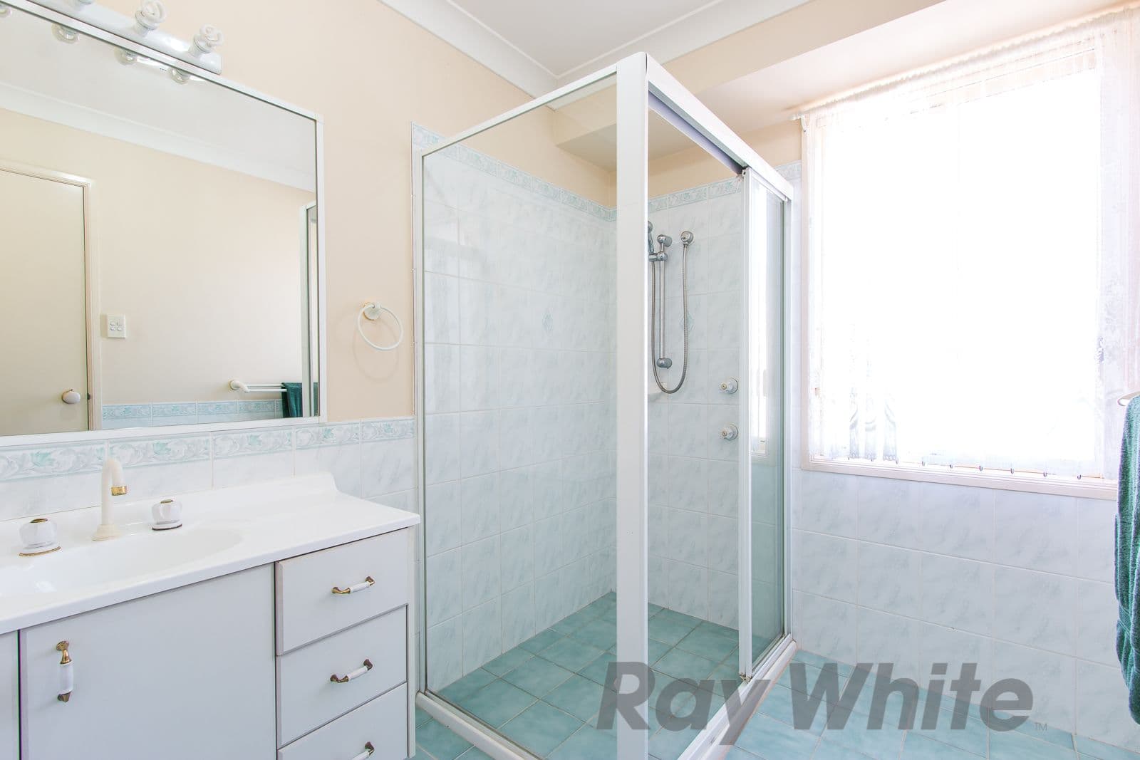 32 Bonarius Street, Warners Bay - Thumbnail 7