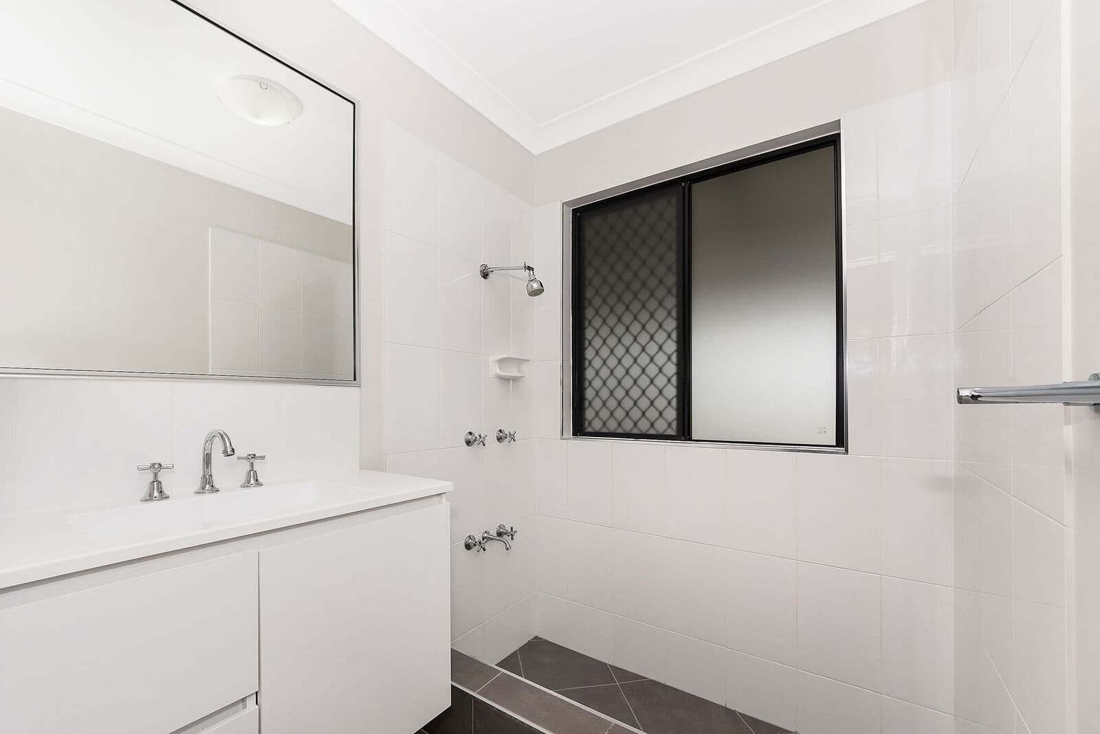 8 Bulla Place, Kelso QLD 4815, Kelso - Thumbnail 4
