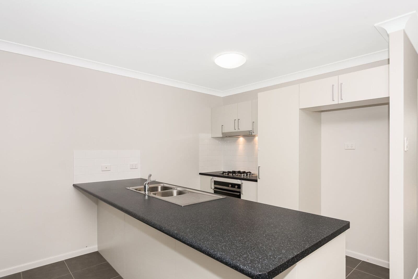8 Bulla Place, Kelso QLD 4815, Kelso - Thumbnail 5