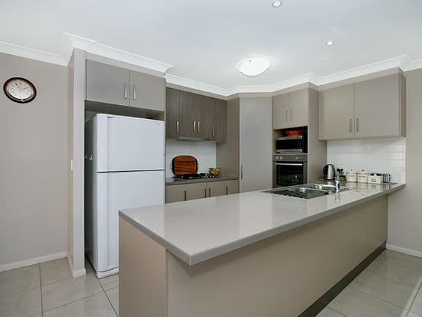 166 South Street, Centenary Heights QLD 4350, Centenary Heights - Thumbnail 5